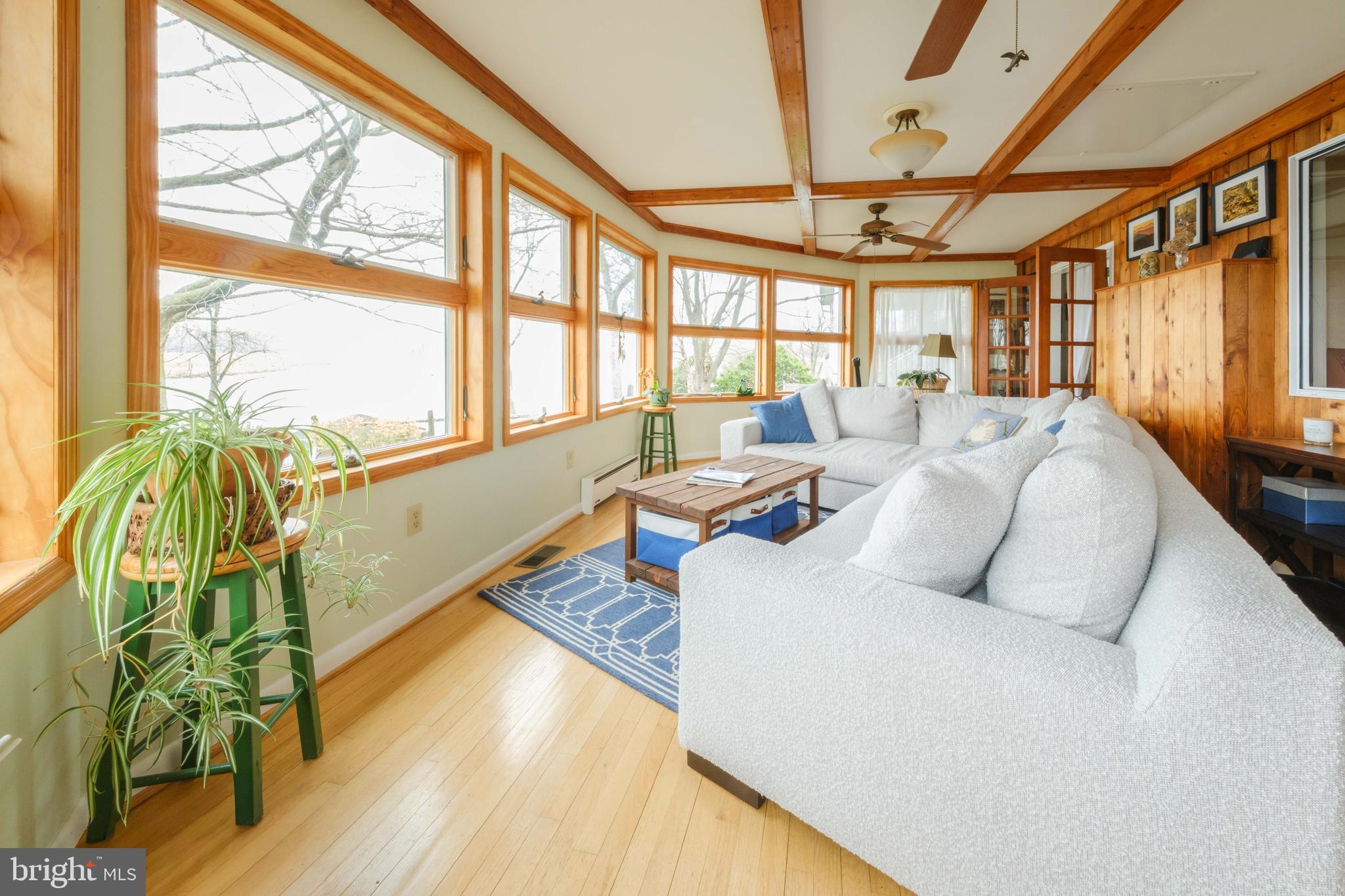 LORELEY BEACH - Residential