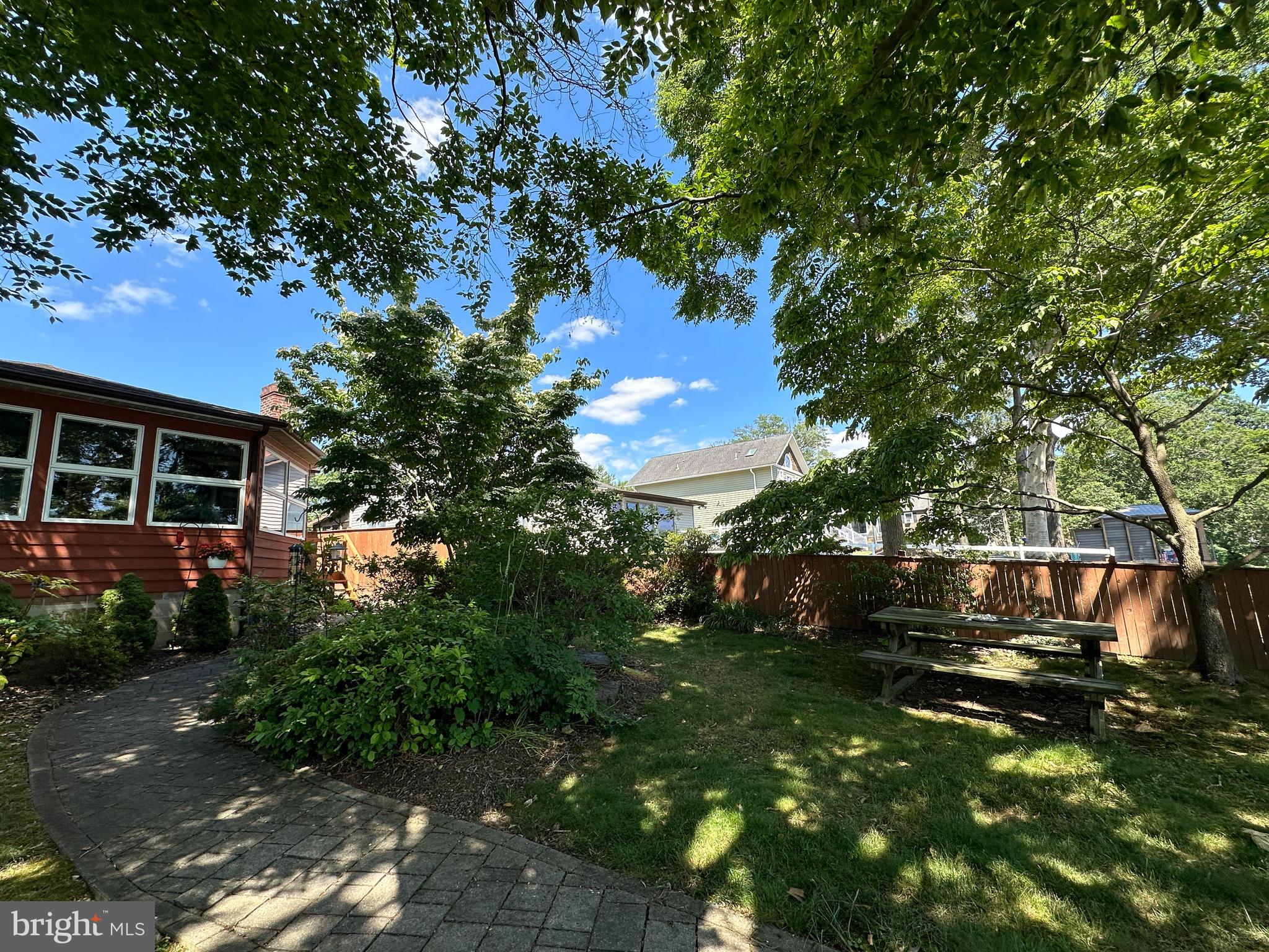 LORELEY BEACH - Residential