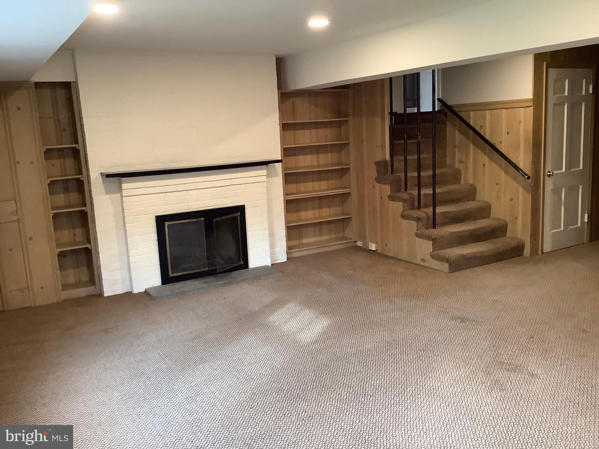 SPRINGFIELD - Residential