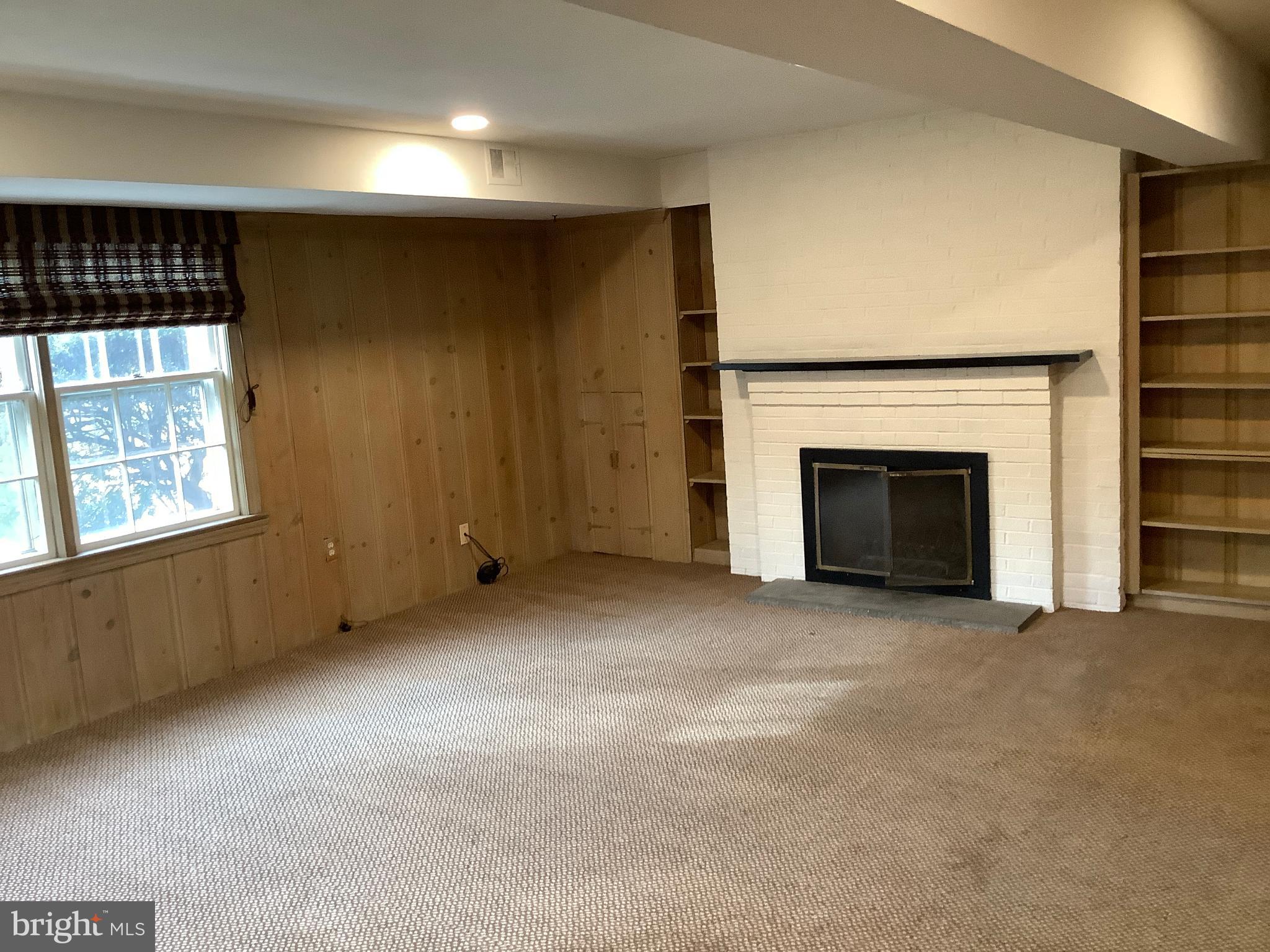 SPRINGFIELD - Residential