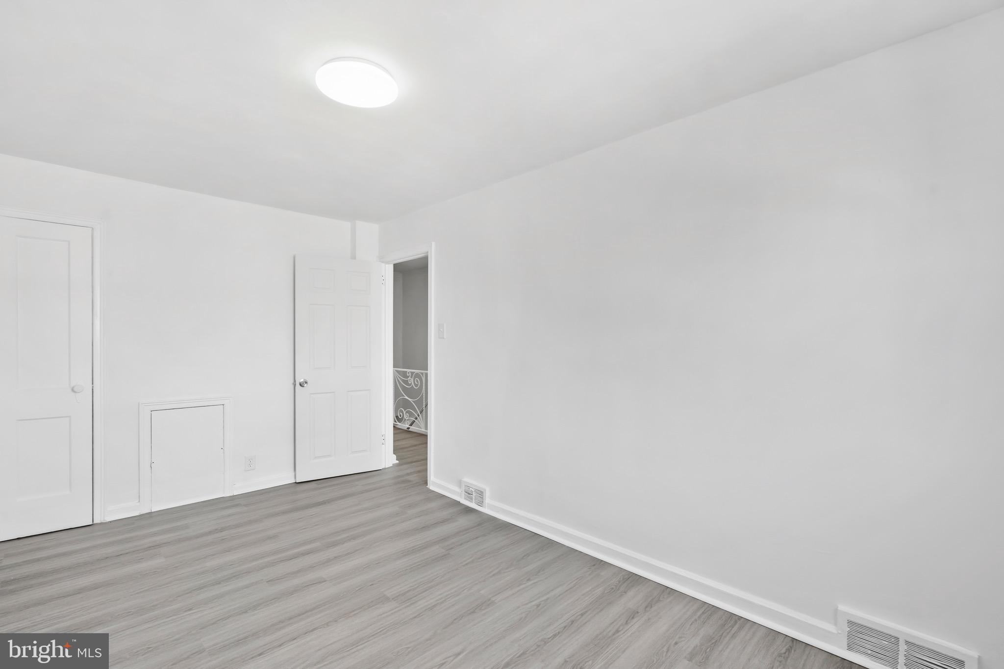 MAYFAIR - Residential