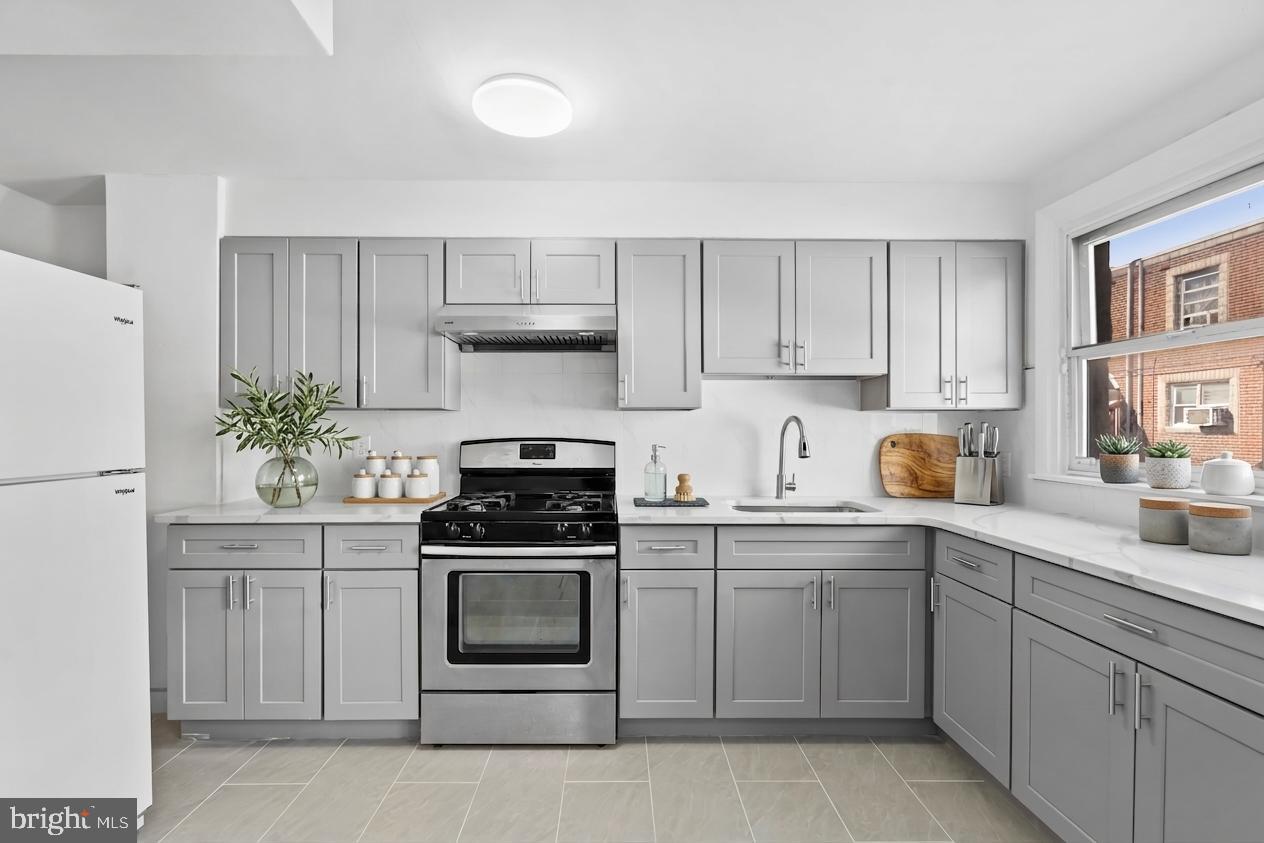 MAYFAIR - Residential