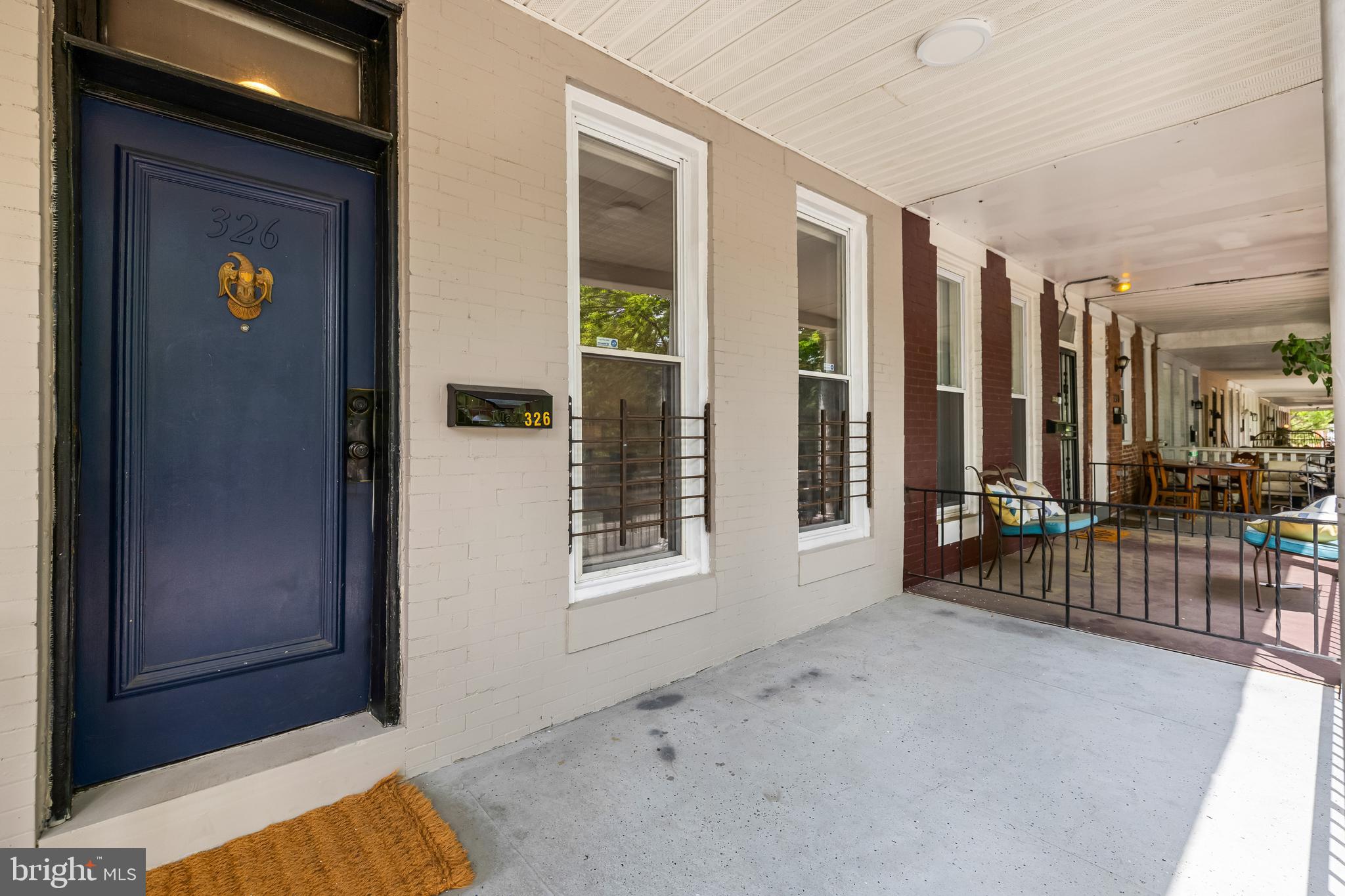 326 E 28TH STREET