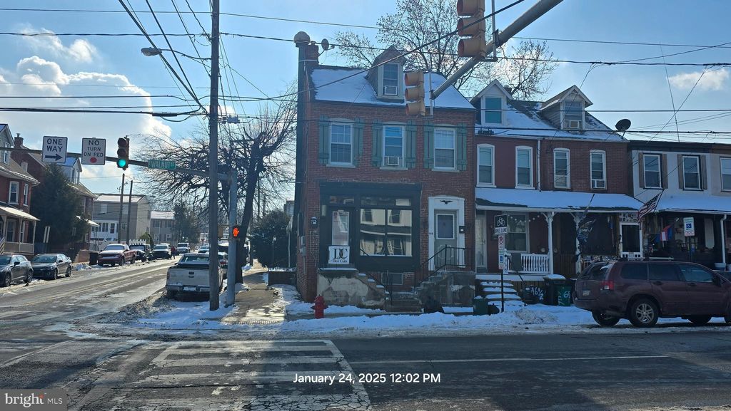 Photo of 648 E Walnut Street, LANCASTER, PA 17602 (MLS # PALA2066176)