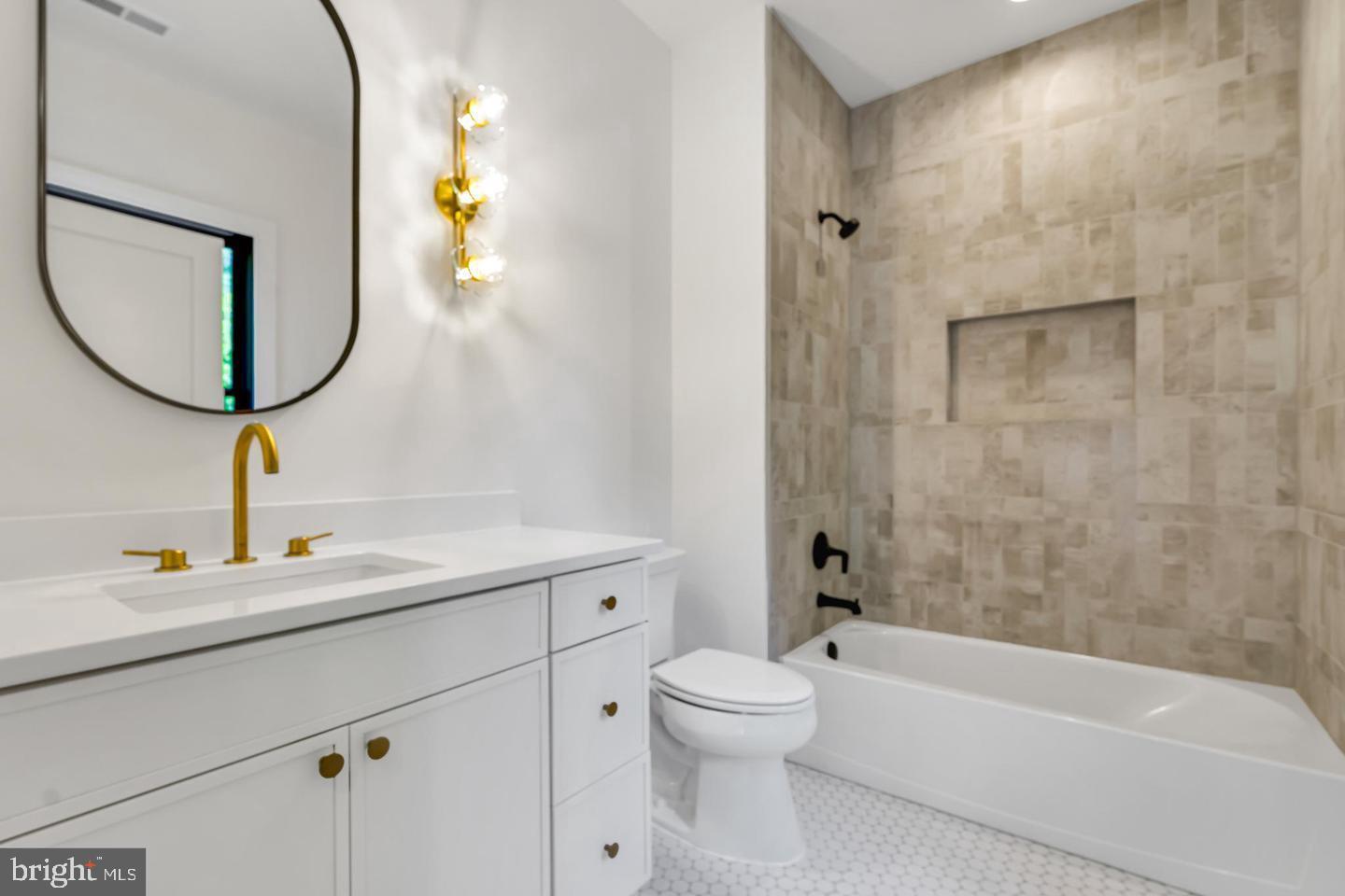 WESTWOOD MANOR - Residential