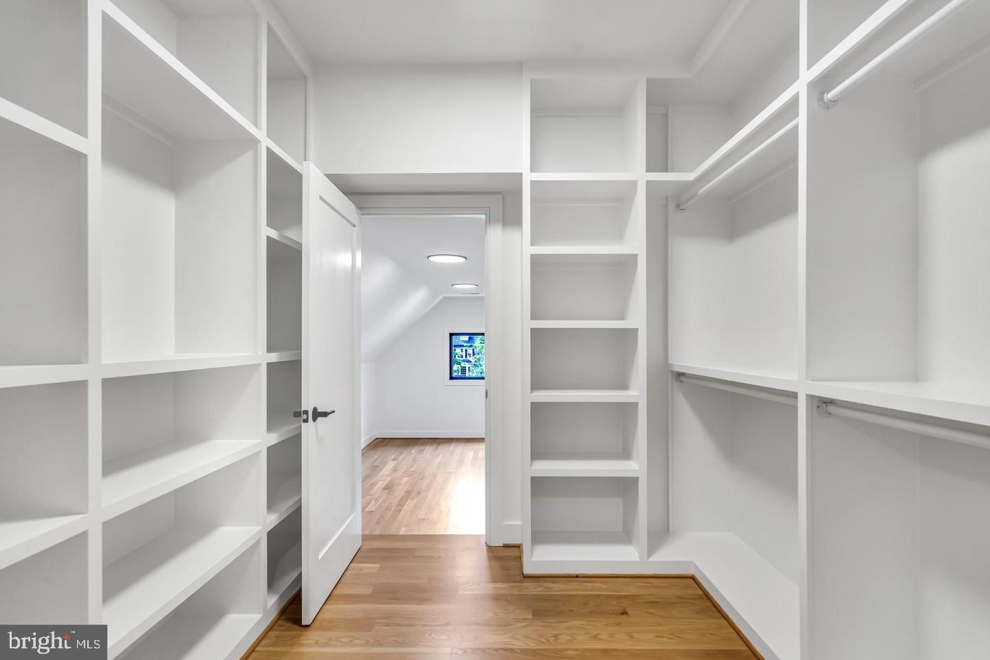 WESTWOOD MANOR - Residential