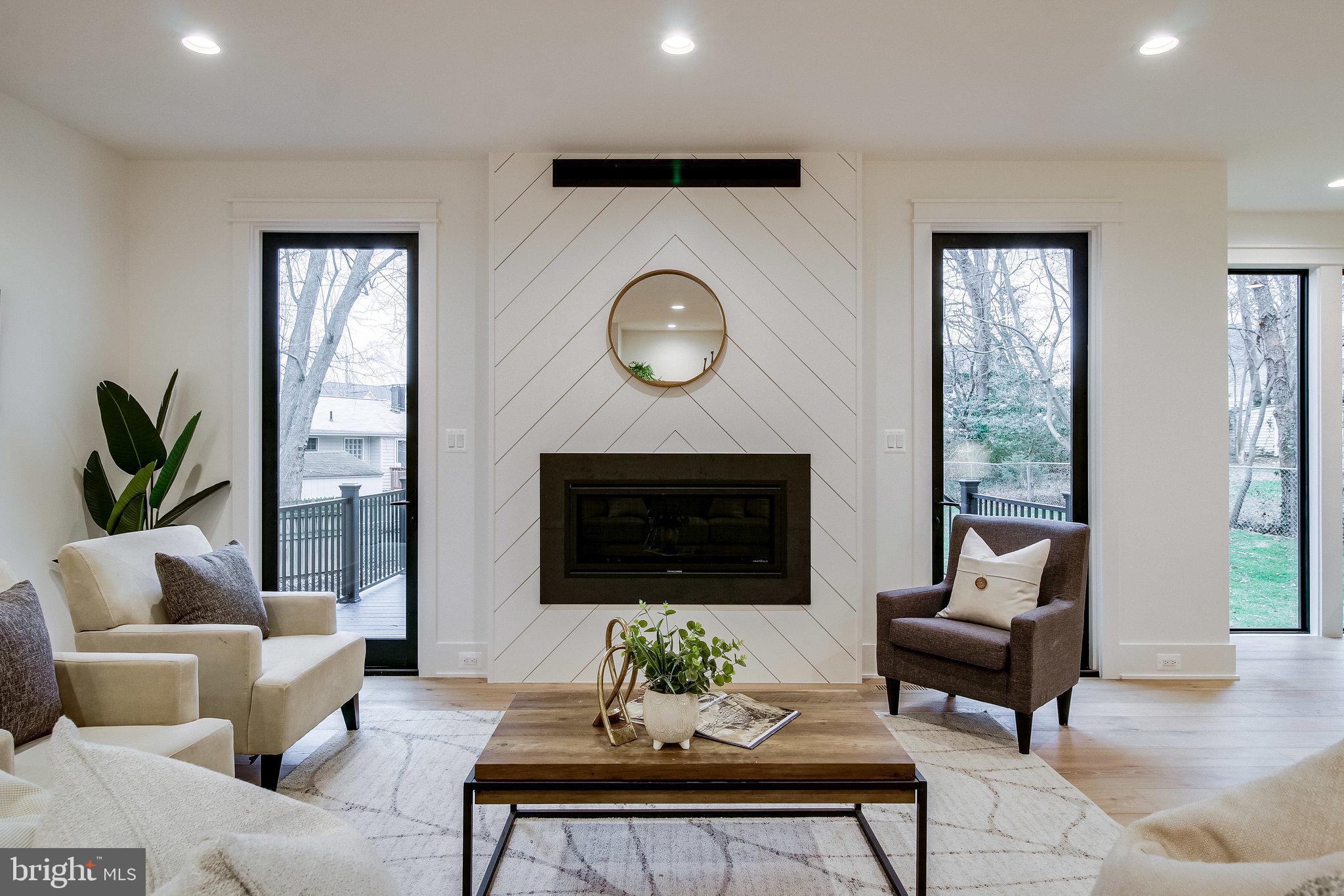 WESTWOOD MANOR - Residential