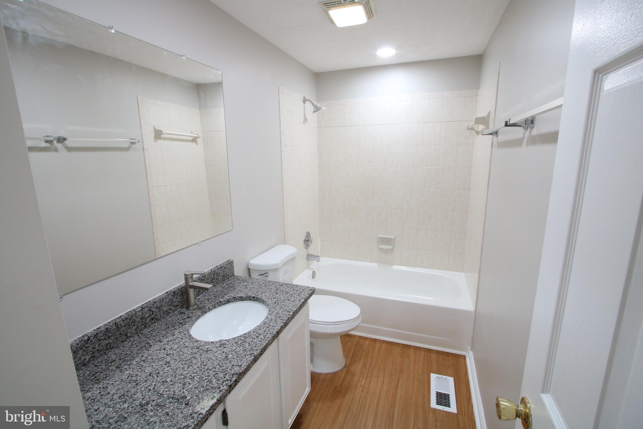 WEXFORD - Residential Lease