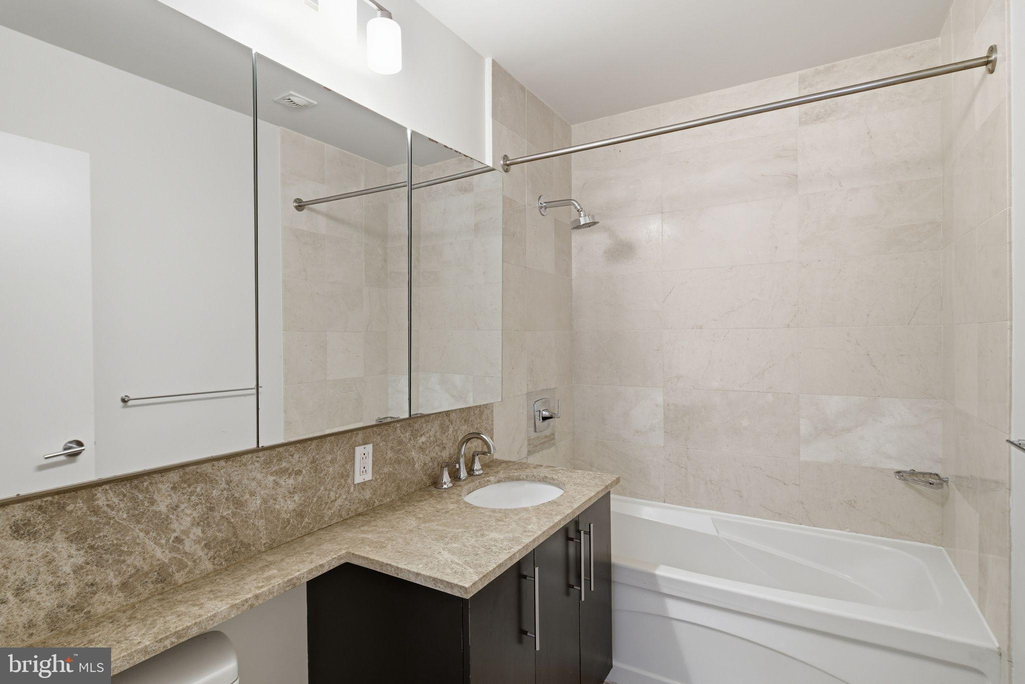 CENTER CITY - Residential