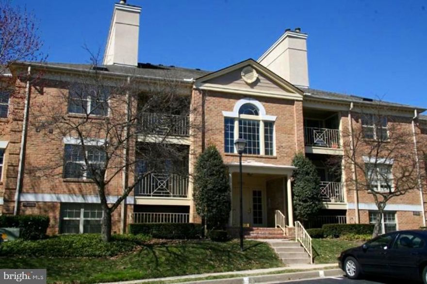 Especially clean & spacious 2BR/2BA third level unit with living room vaulted ceiling & wood-burning fireplace.  Eat-in kitchen w/skylight & slider to nice balcony w/ storage closet. Primary bedroom w/walk-in closet & interior full bath.  Separate laundry room w/extra storage space. Newer carpet, bathroom floors, and paint (2017). A very quiet setting convenient to Hunt Valley Town Center and I-83.