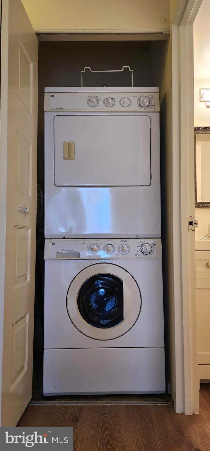 IDYLWOOD TOWERS CONDO - Residential Lease