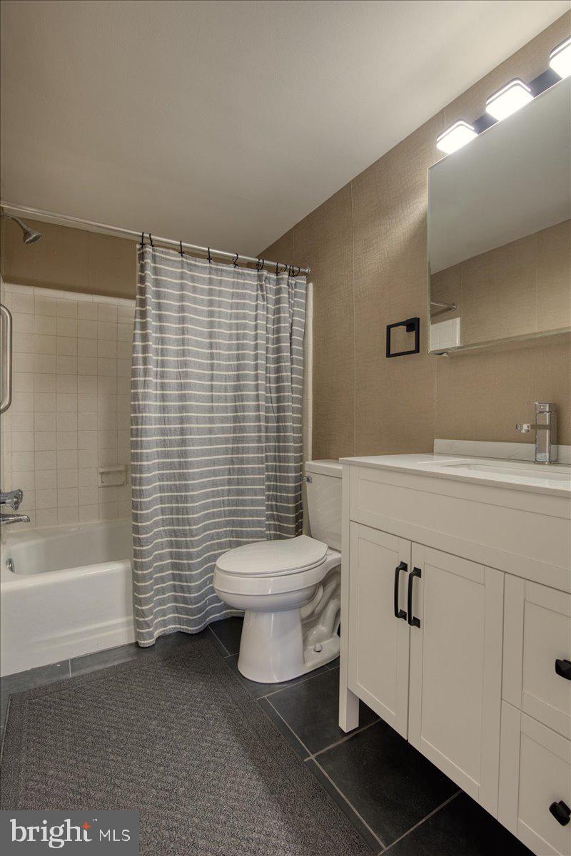 RIDDLE GLEN - Residential Lease