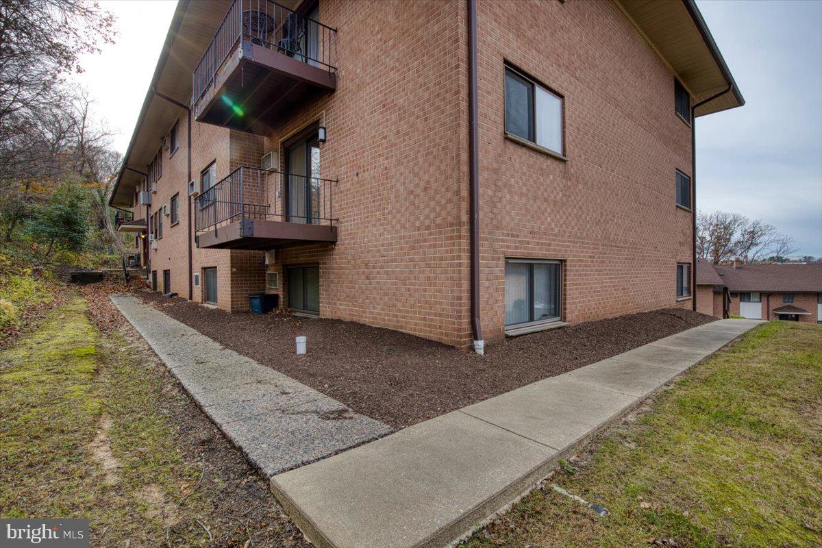 RIDDLE GLEN - Residential Lease