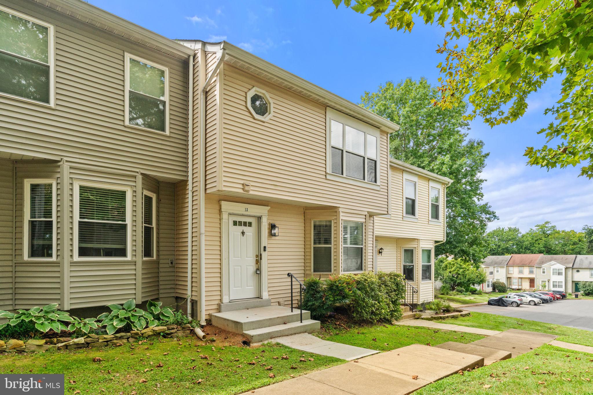 HILLSIDE TOWNES - Residential Lease