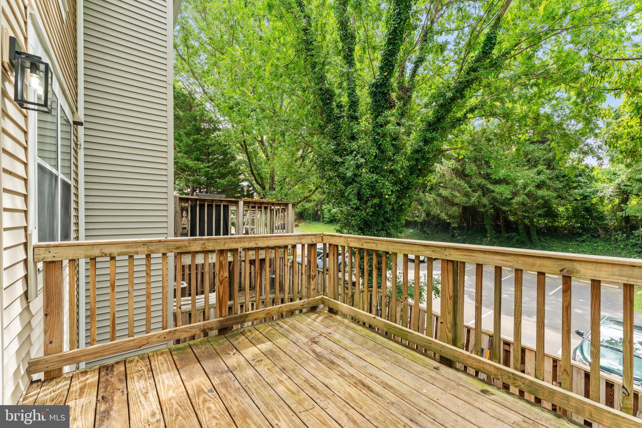 HILLSIDE TOWNES - Residential Lease