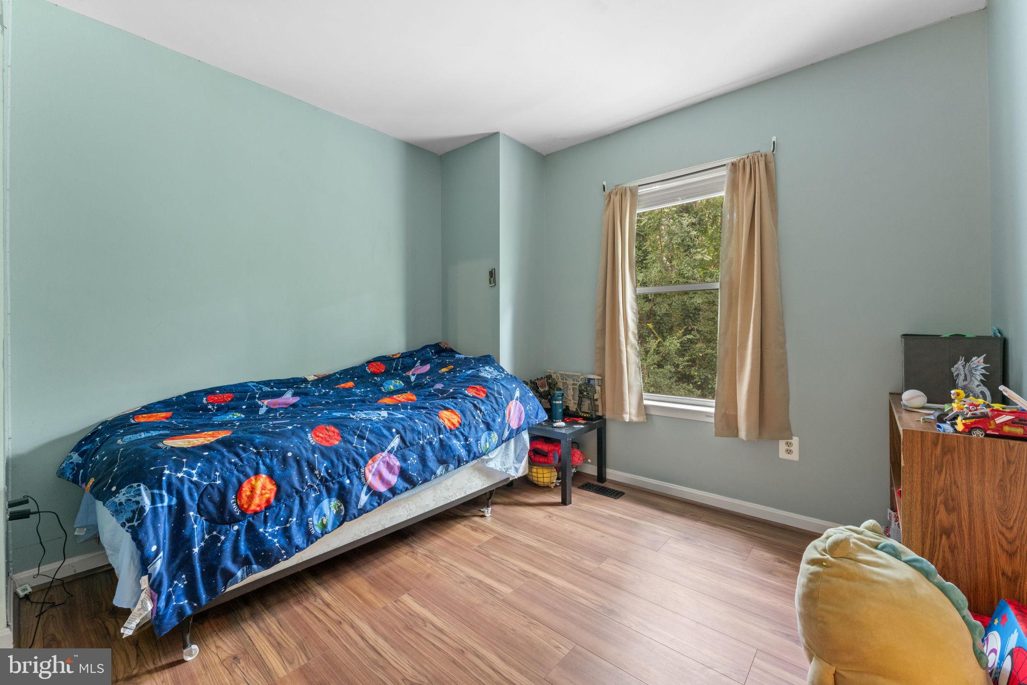 HILLSIDE TOWNES - Residential Lease