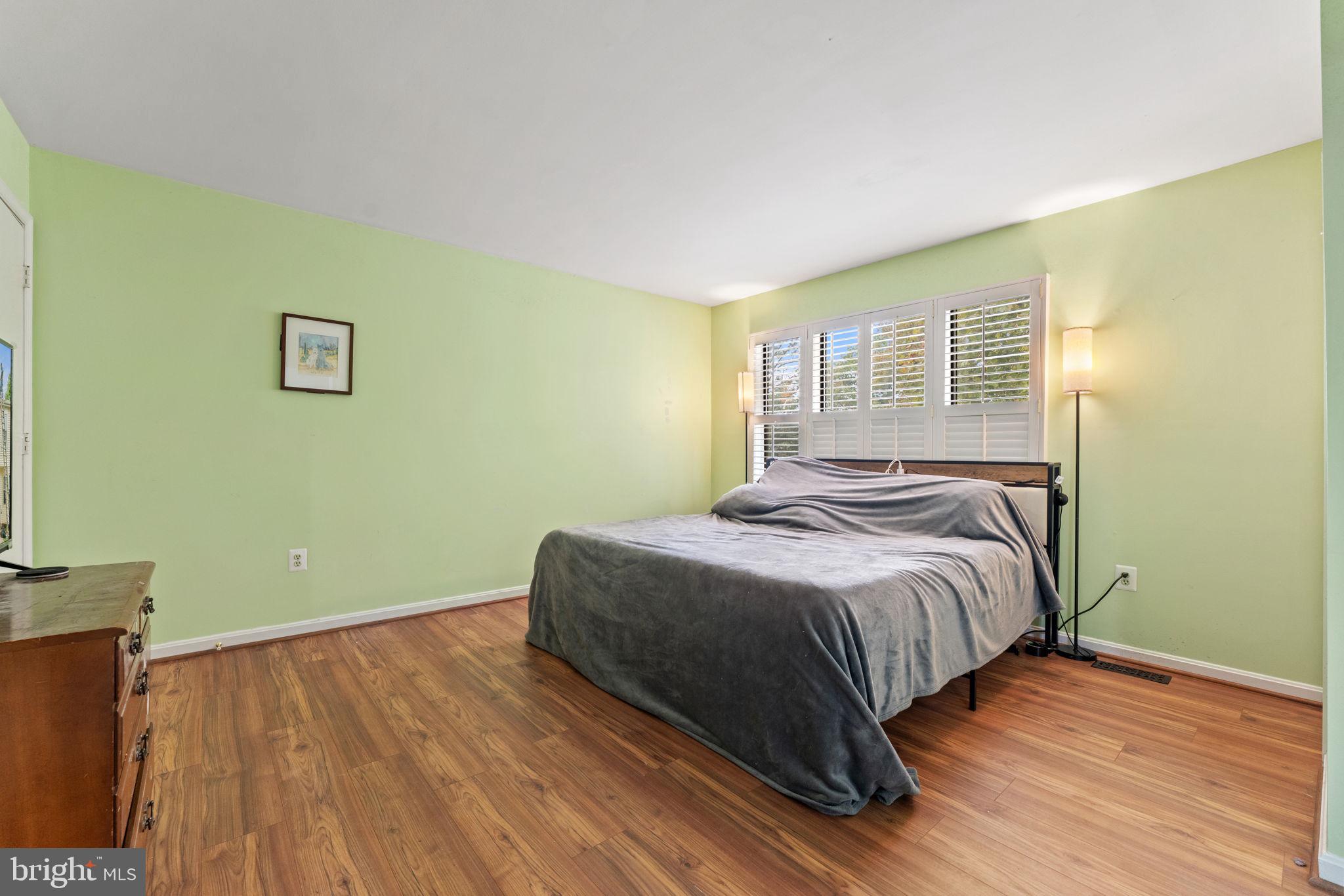 HILLSIDE TOWNES - Residential Lease