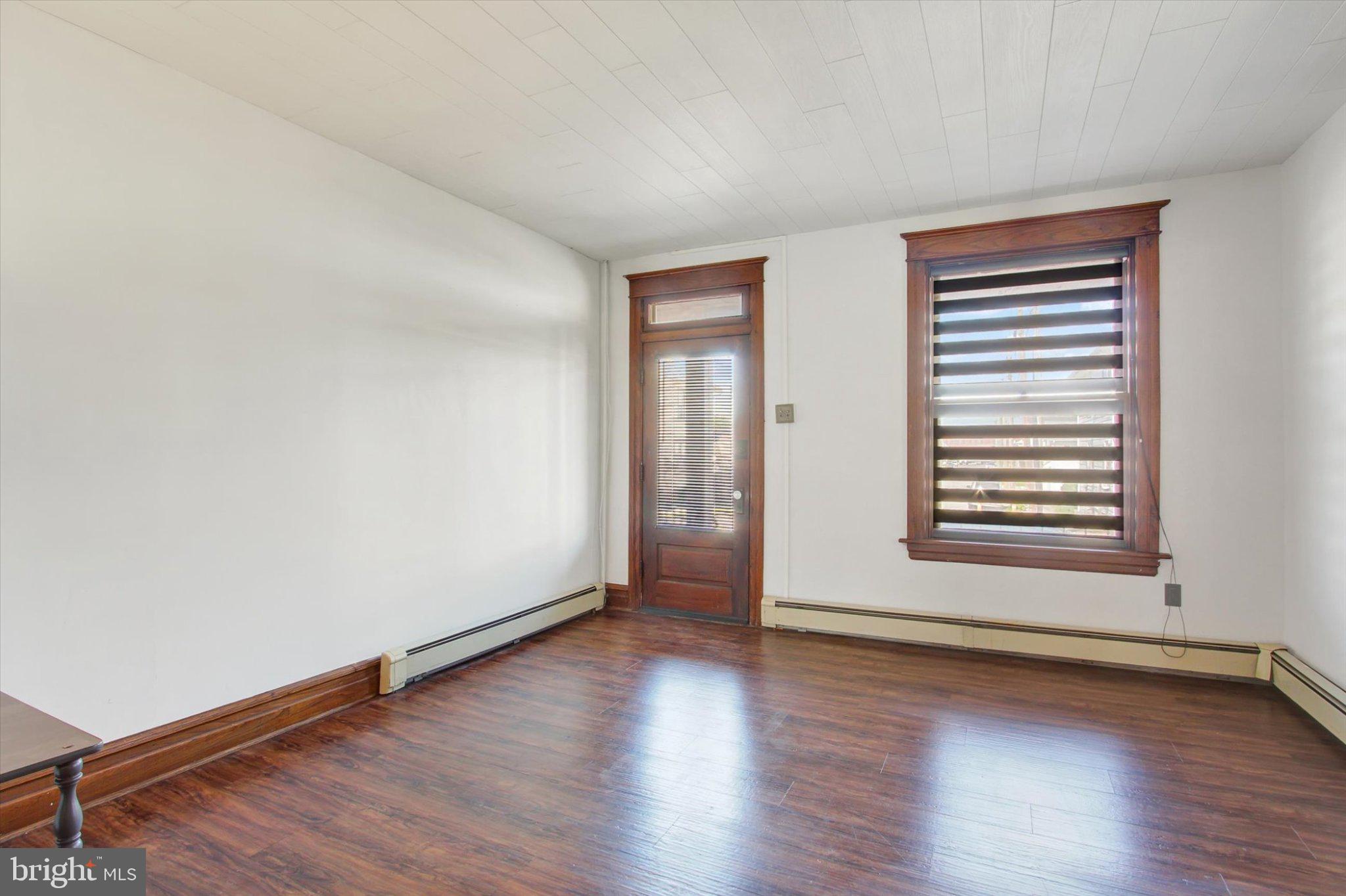 282 THIRD STREET