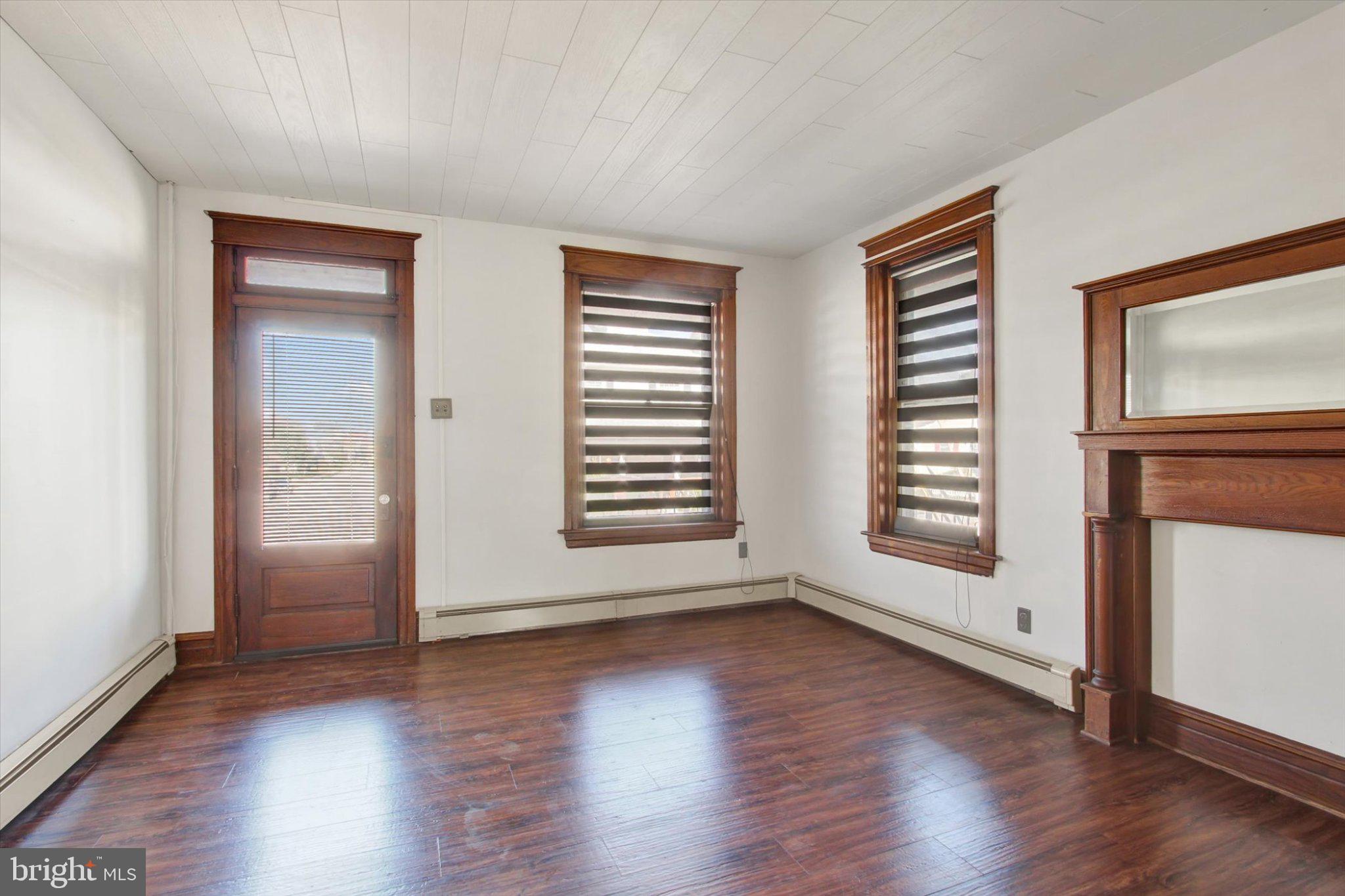 282 THIRD STREET