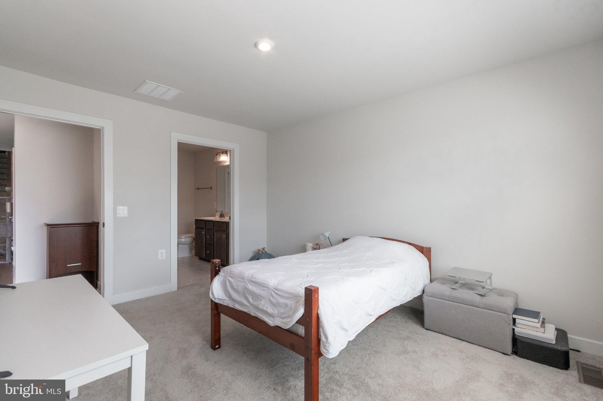 ARCADIA NORTH - Residential
