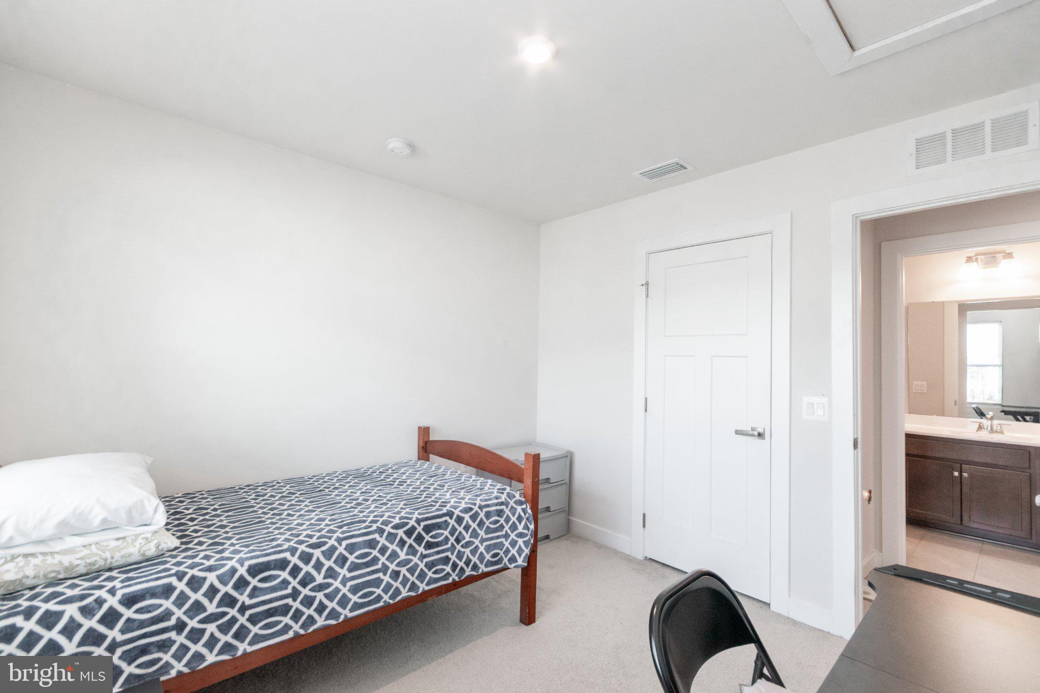 ARCADIA NORTH - Residential