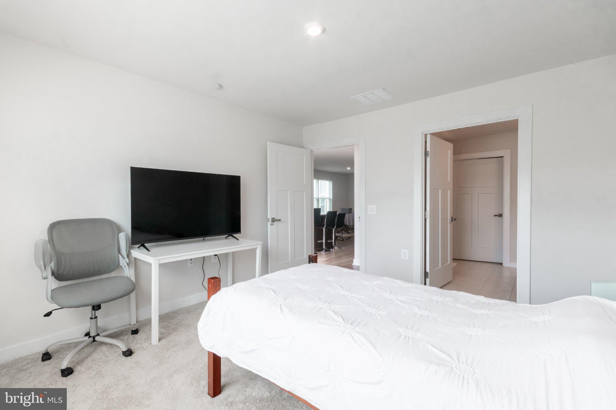 ARCADIA NORTH - Residential