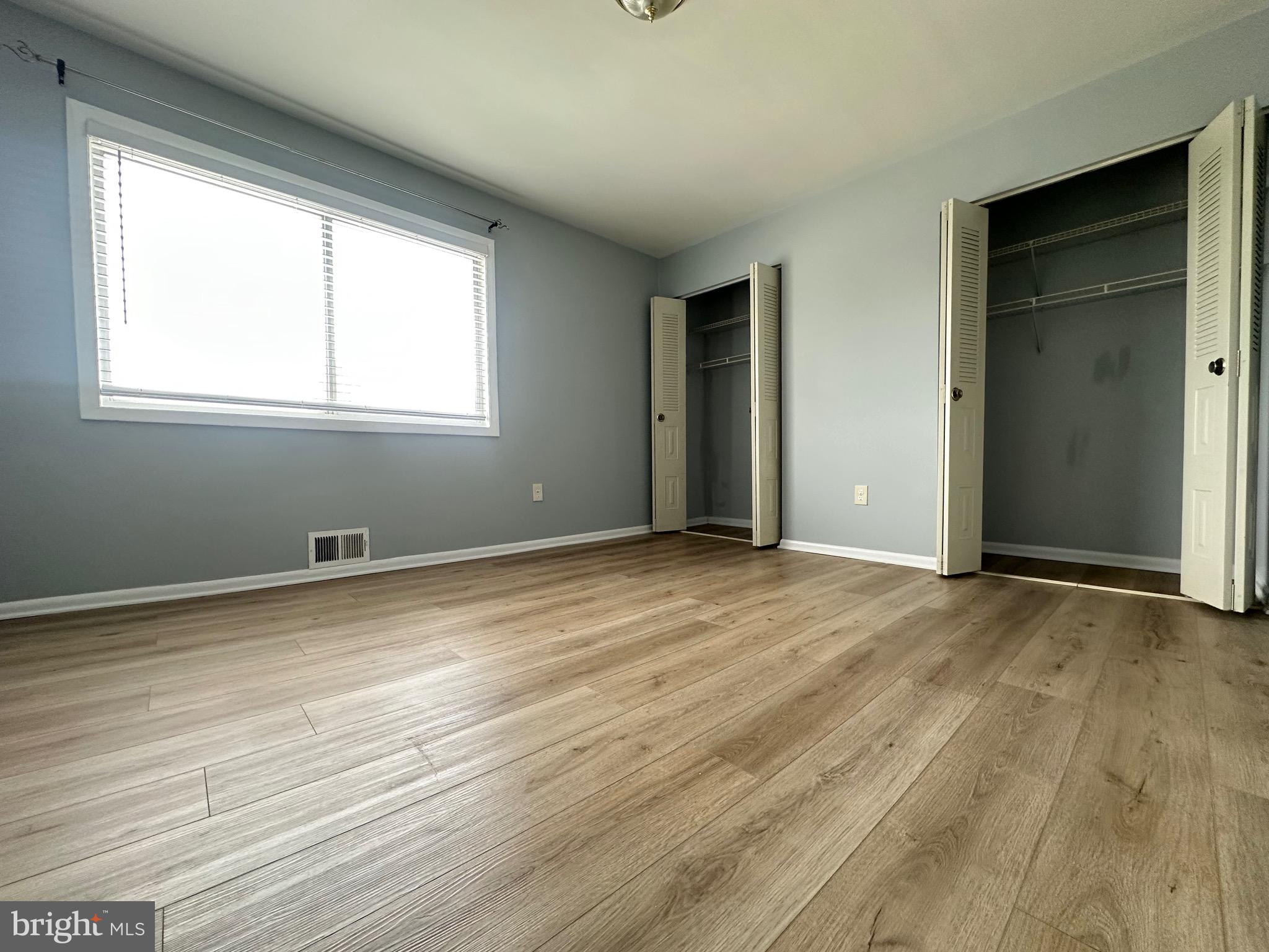 REFLECTION LAKE - Residential