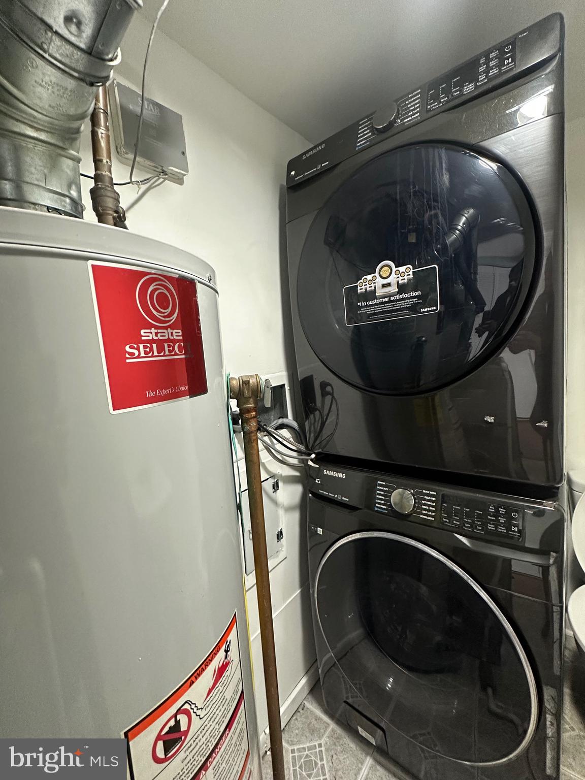 REFLECTION LAKE - Residential