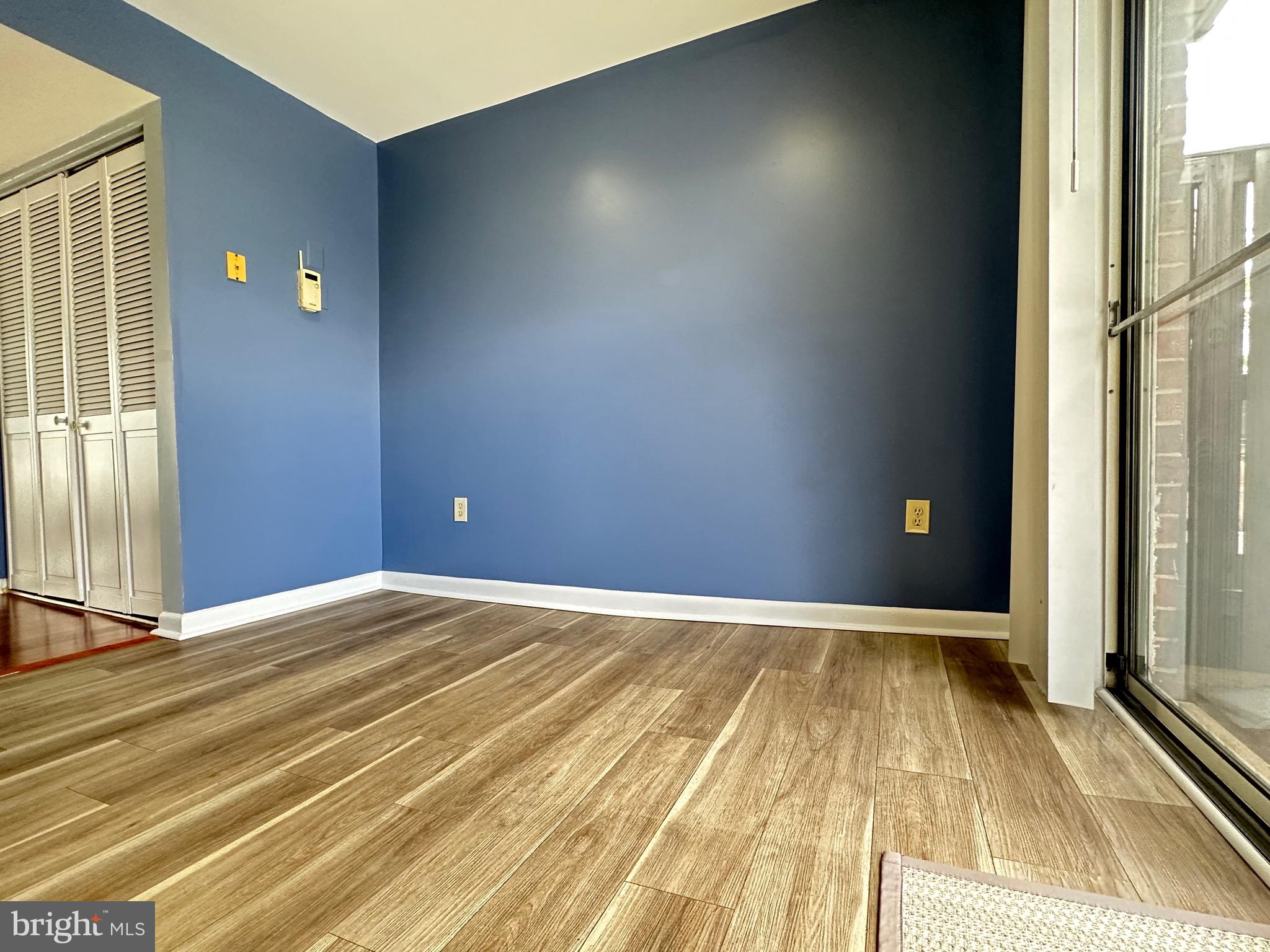 REFLECTION LAKE - Residential