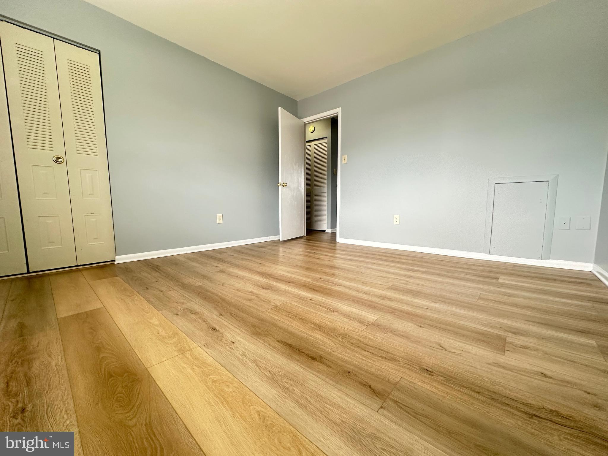 REFLECTION LAKE - Residential