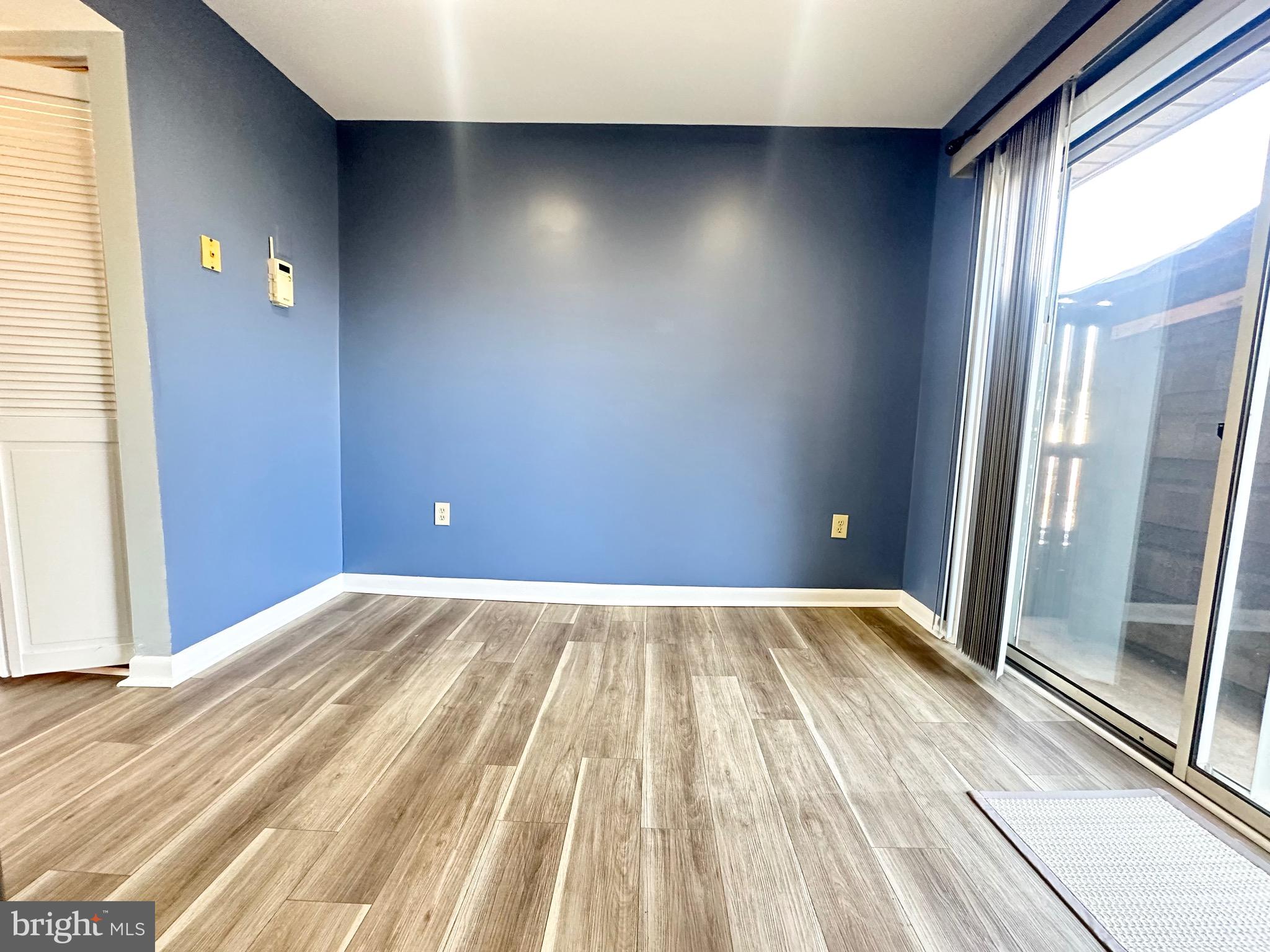 REFLECTION LAKE - Residential