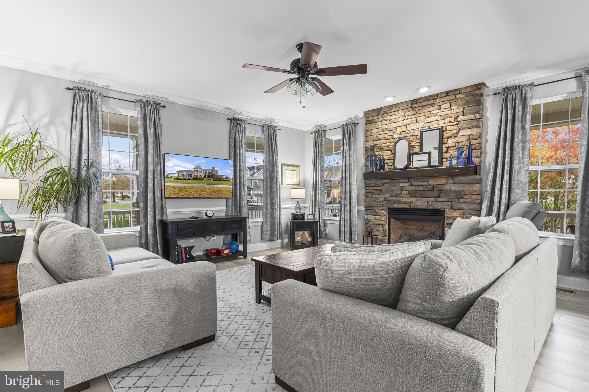 LEONARDS GRANT - Residential