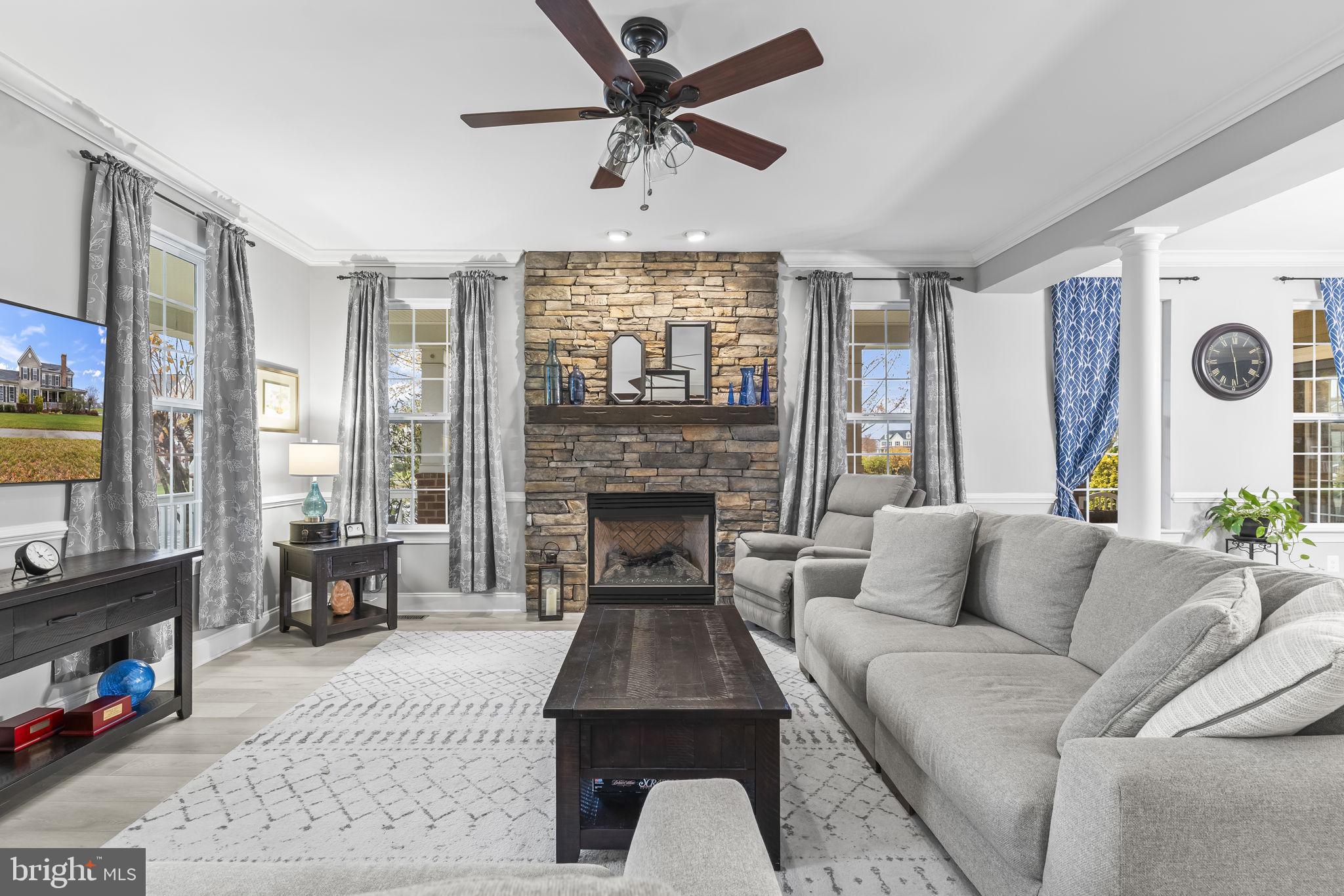 LEONARDS GRANT - Residential