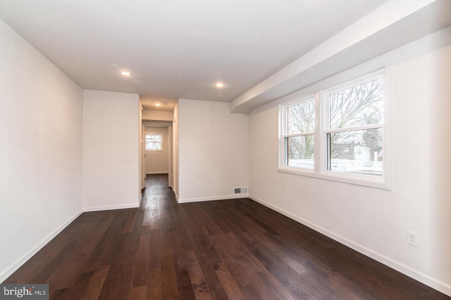 2720 7TH STREET NE 302