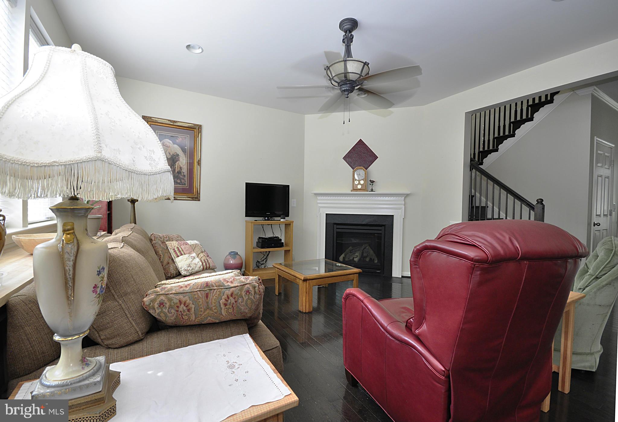 SARATOGA HUNT - Residential Lease