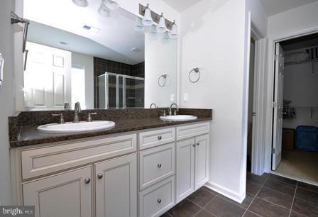 SARATOGA HUNT - Residential Lease