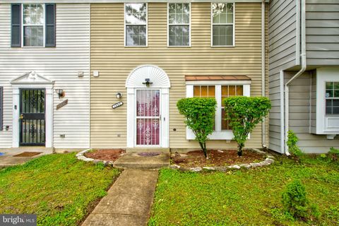 1008 HANBURY COURT CAPITOL HEIGHTS MD 20743