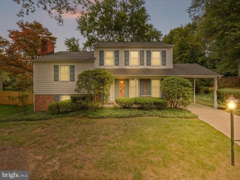 8112 BRIAR CREEK DRIVE ANNANDALE VA 22003