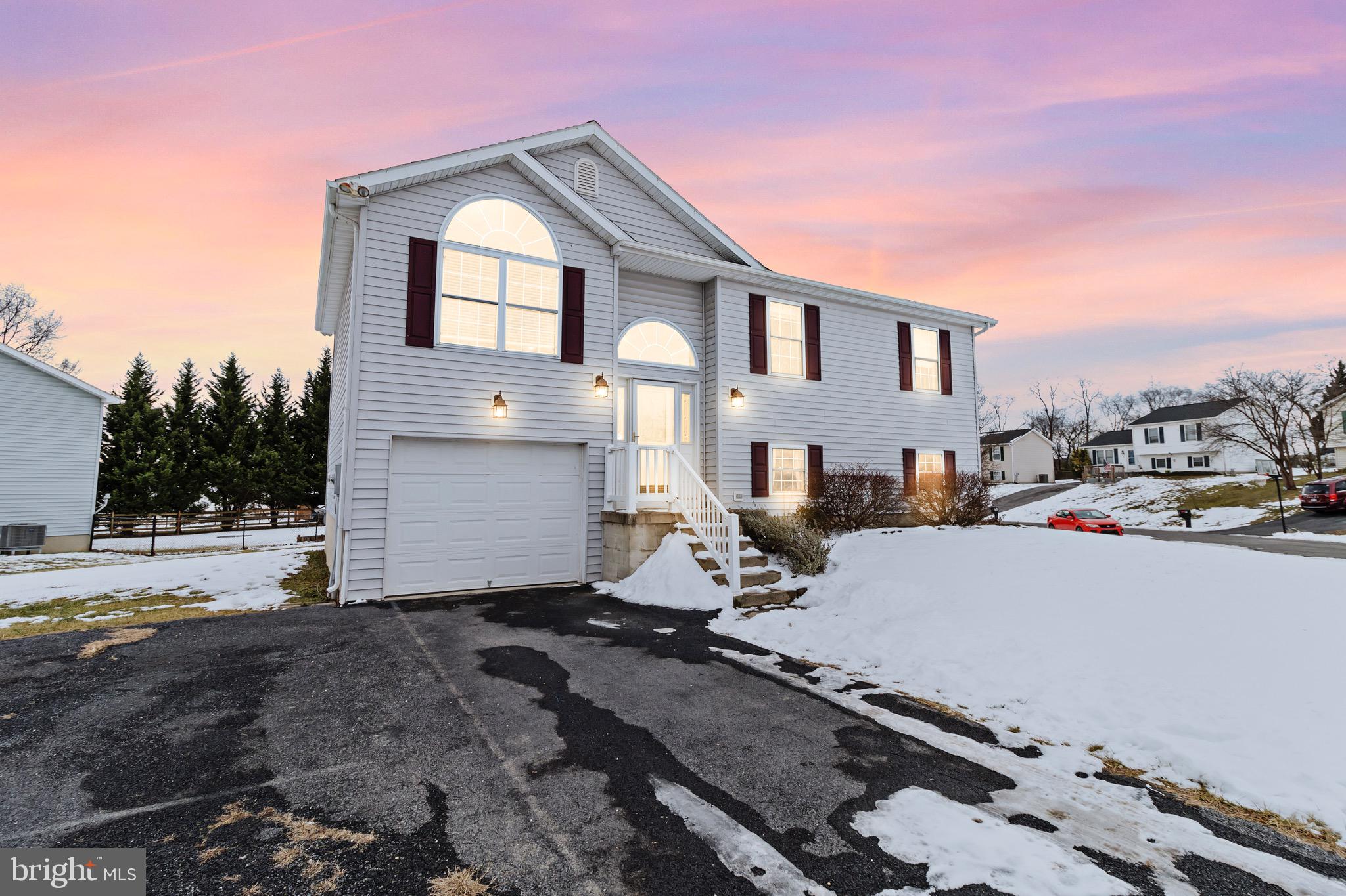 WILDFLOWER RIDGE - Residential