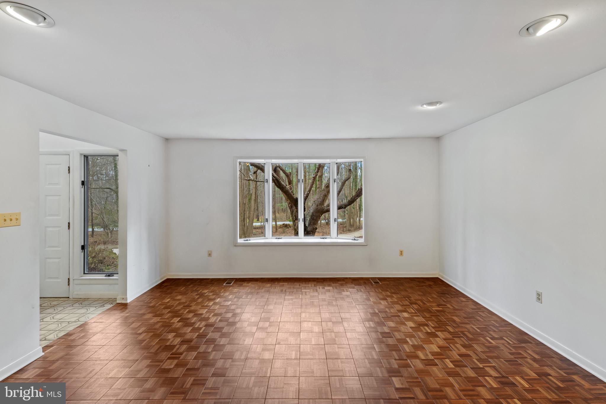 GREENWOOD - Residential