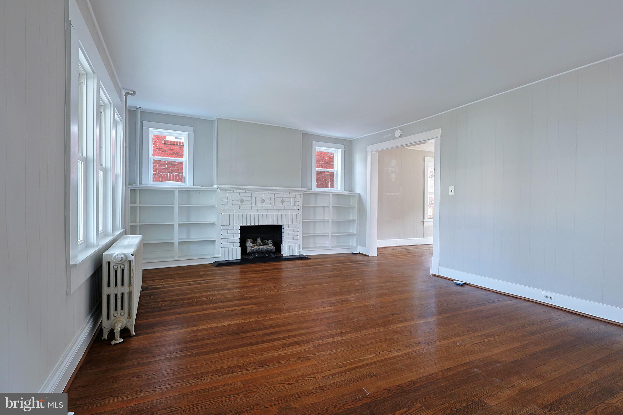 WEST SIDE - Residential