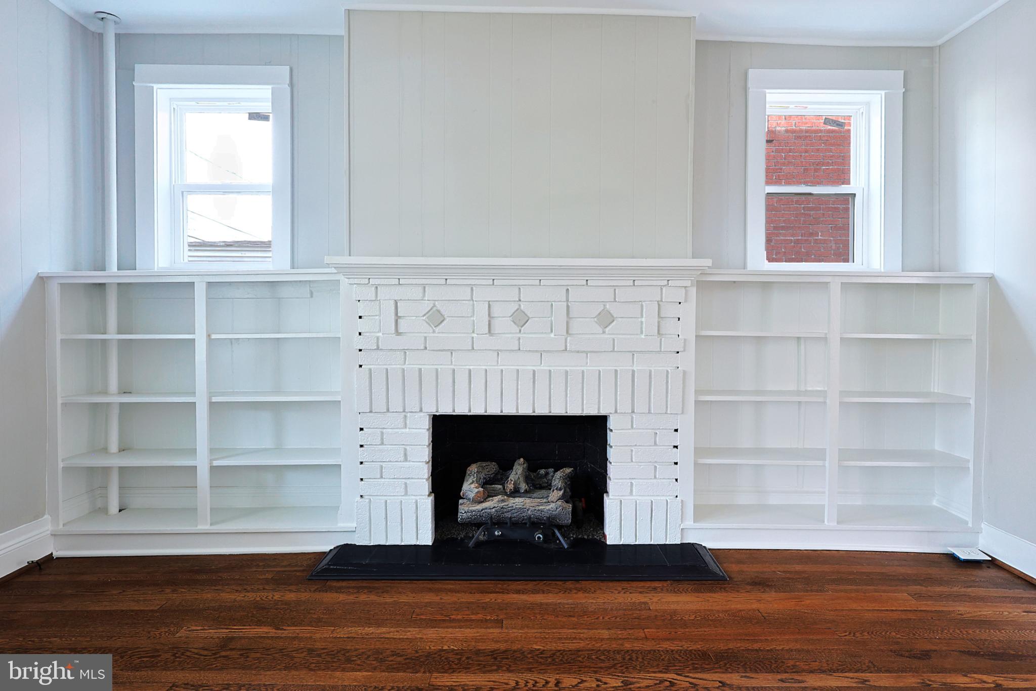 WEST SIDE - Residential