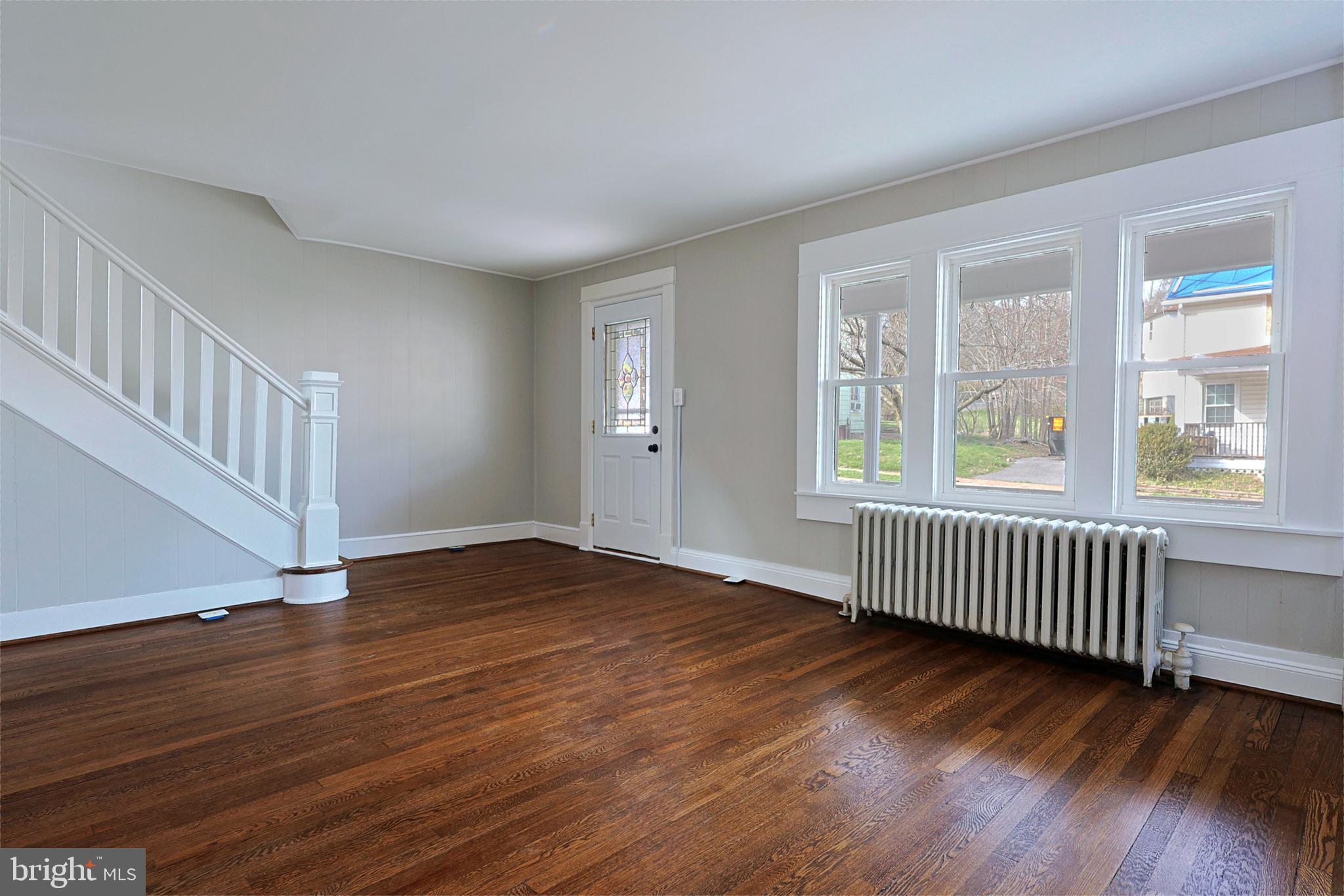 WEST SIDE - Residential