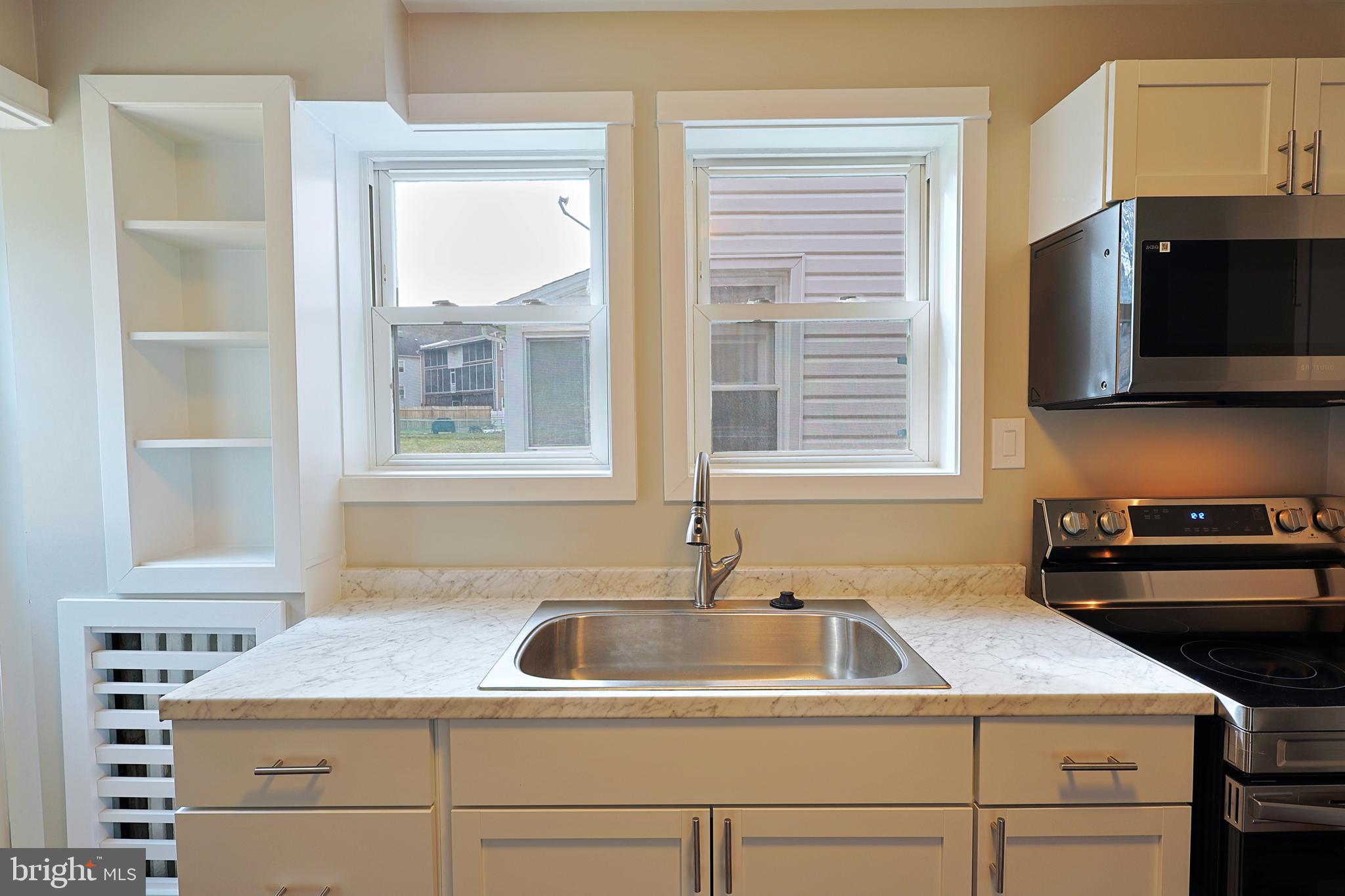 WEST SIDE - Residential