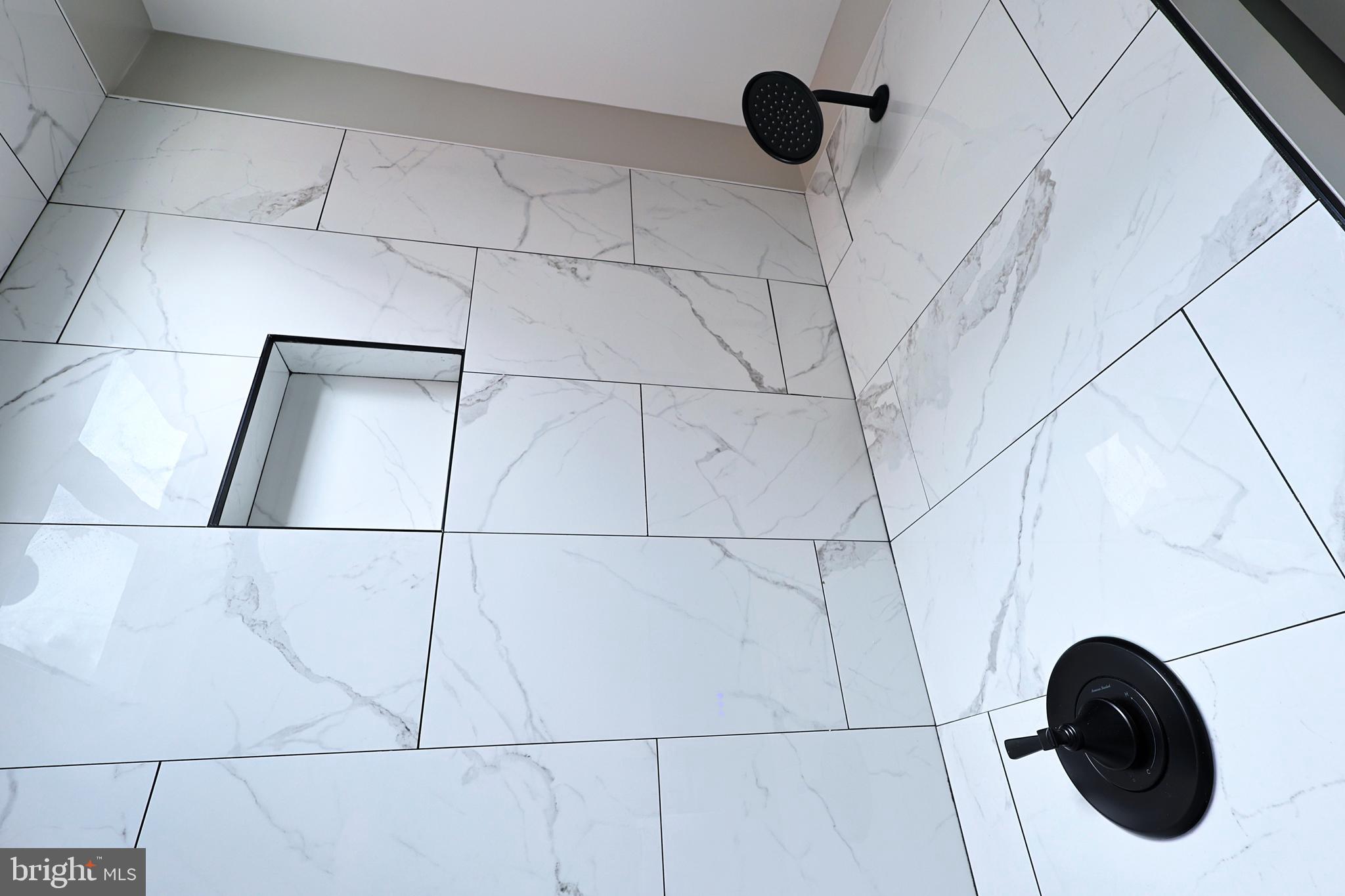 WEST SIDE - Residential