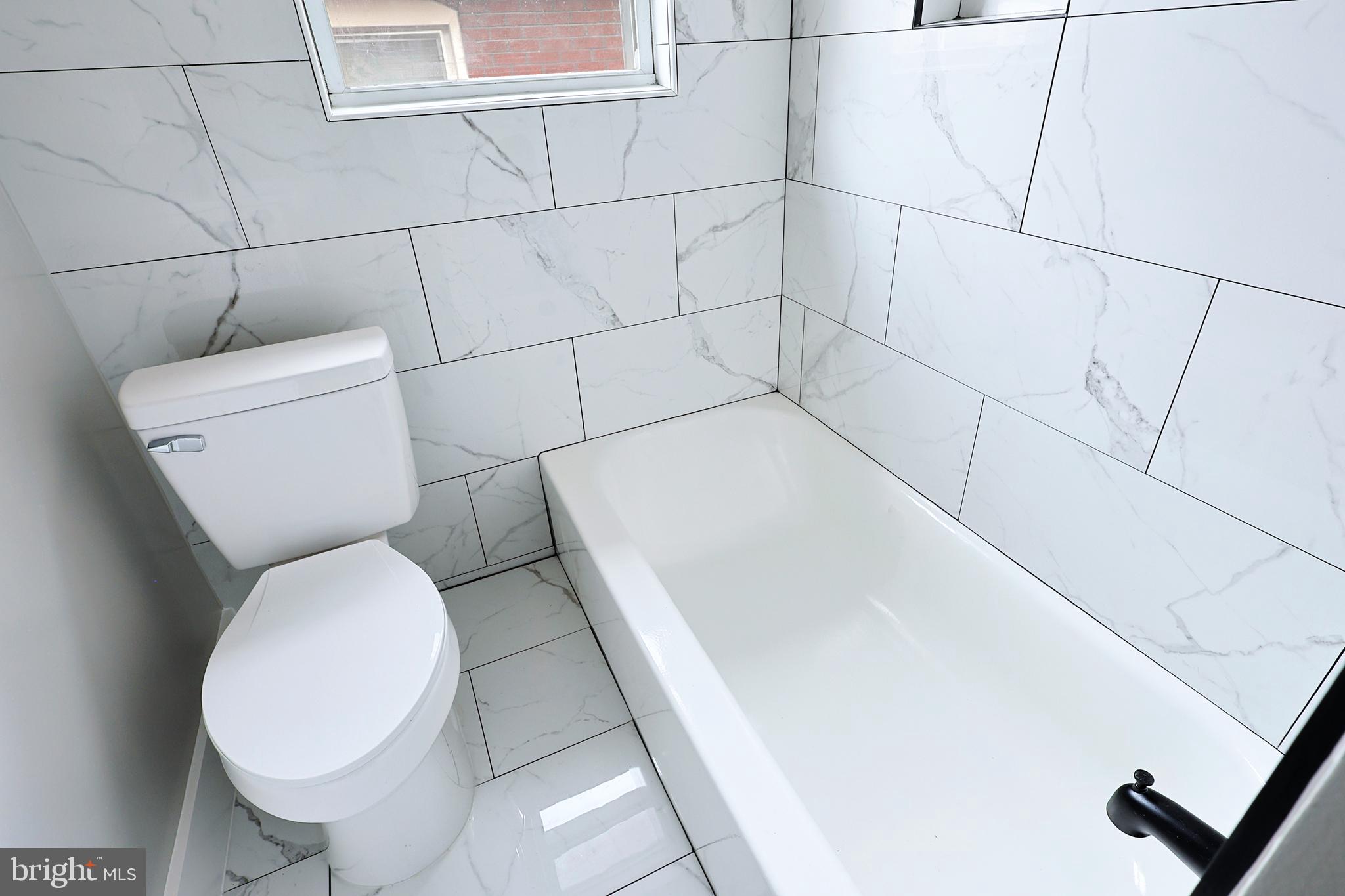 WEST SIDE - Residential