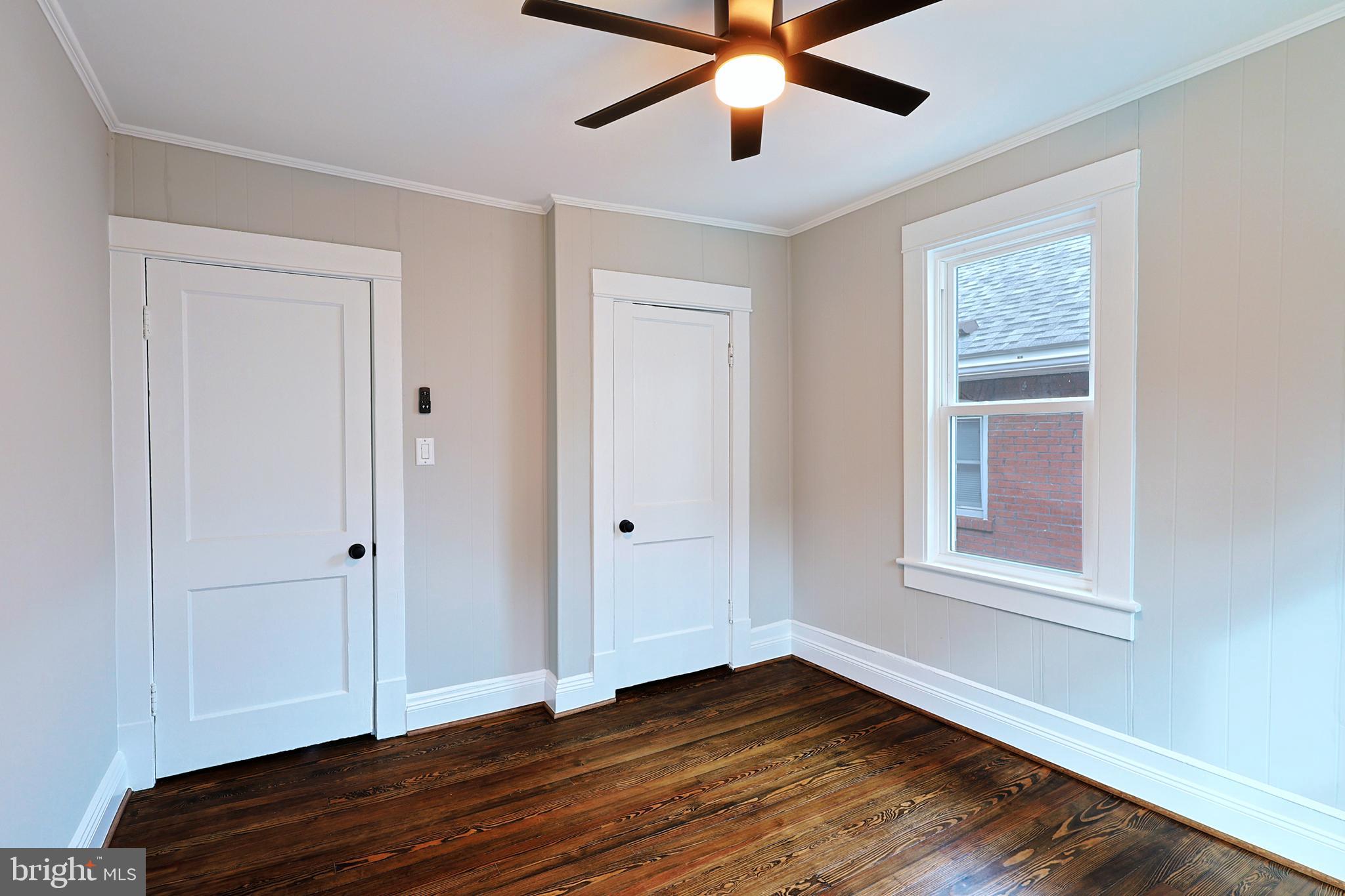 WEST SIDE - Residential