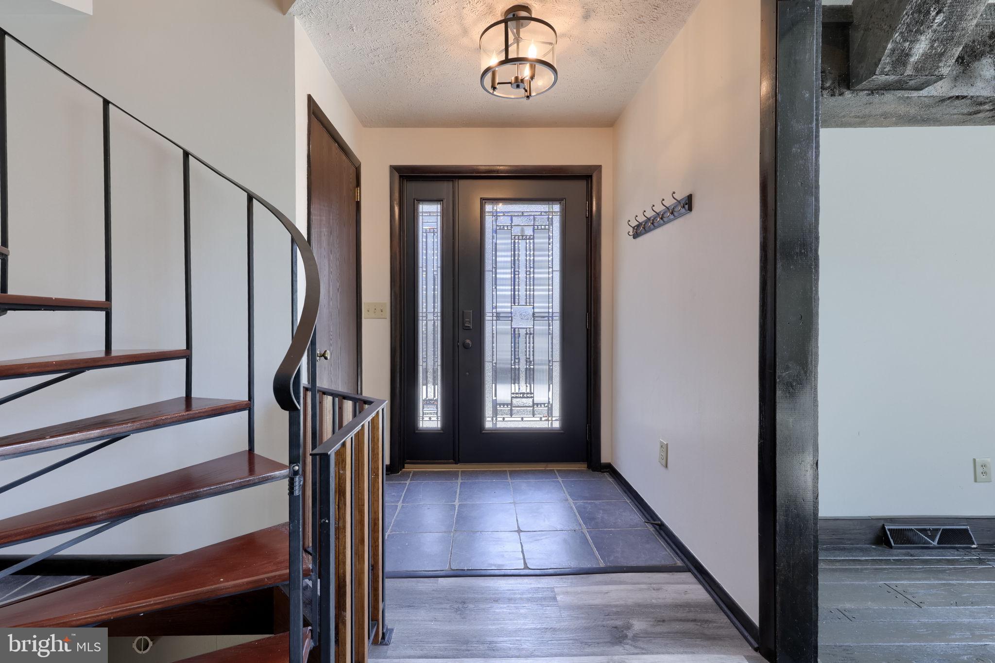 609 TUCQUAN GLEN ROAD