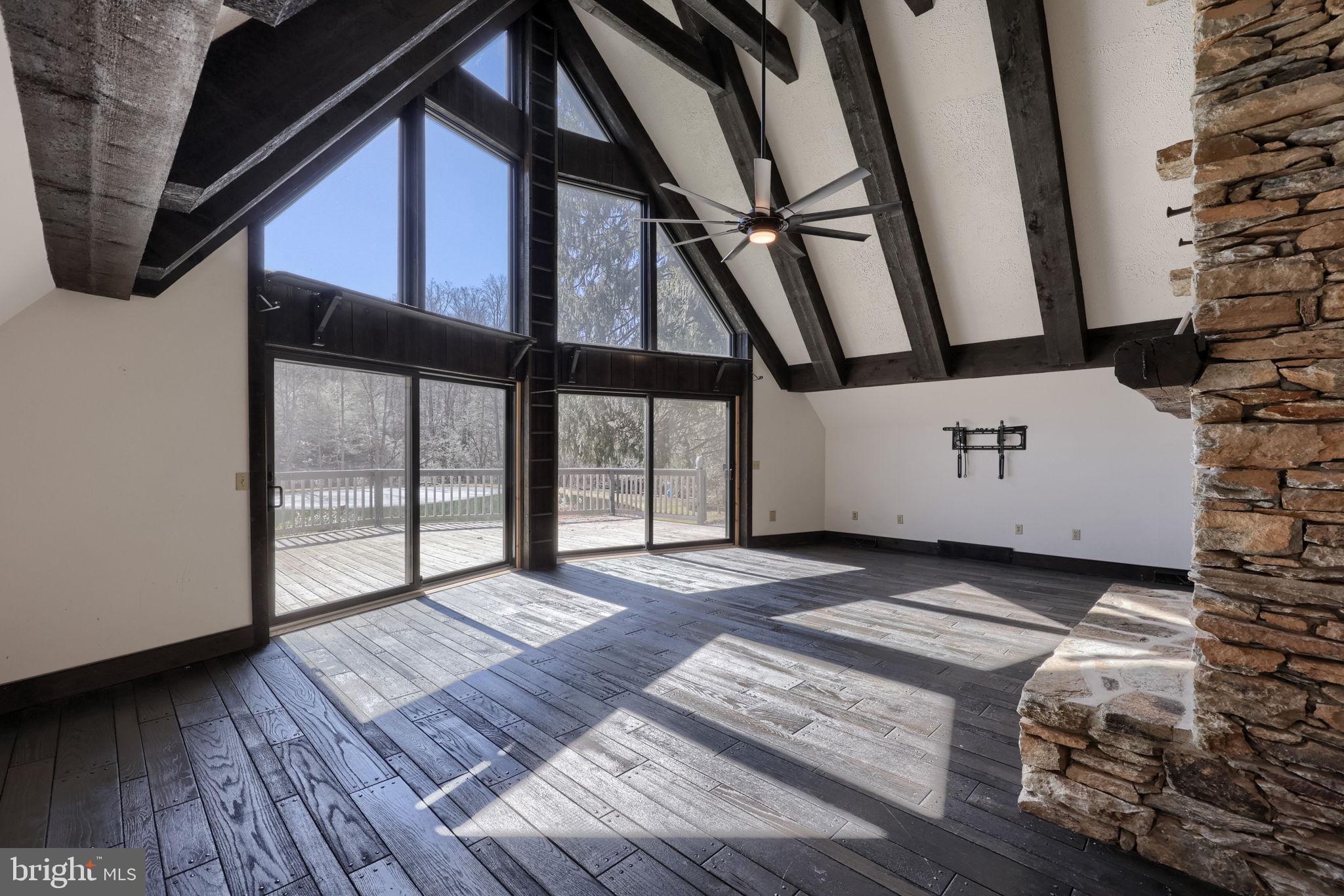 609 TUCQUAN GLEN ROAD