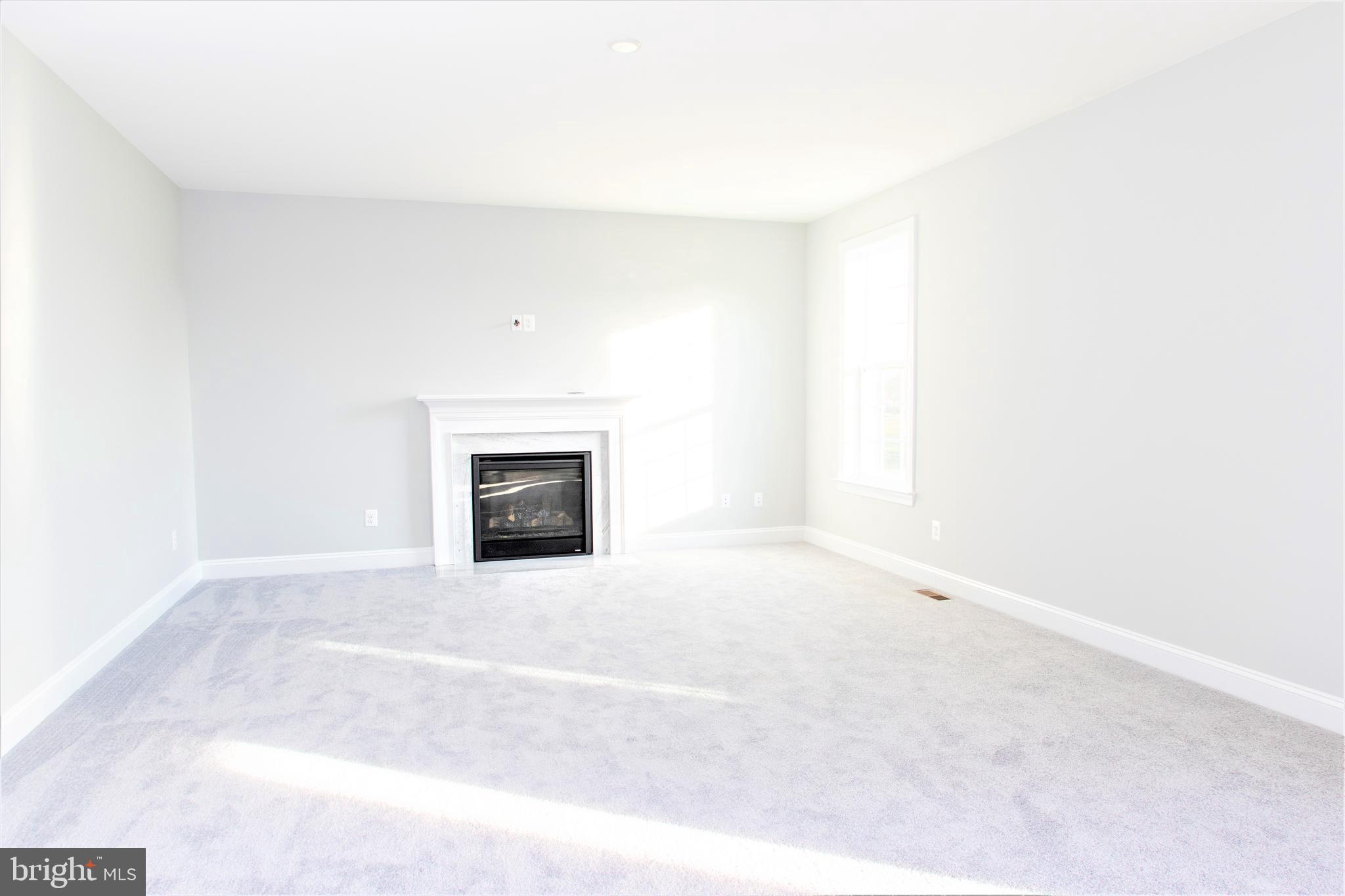 ASPEN GREENS - Residential